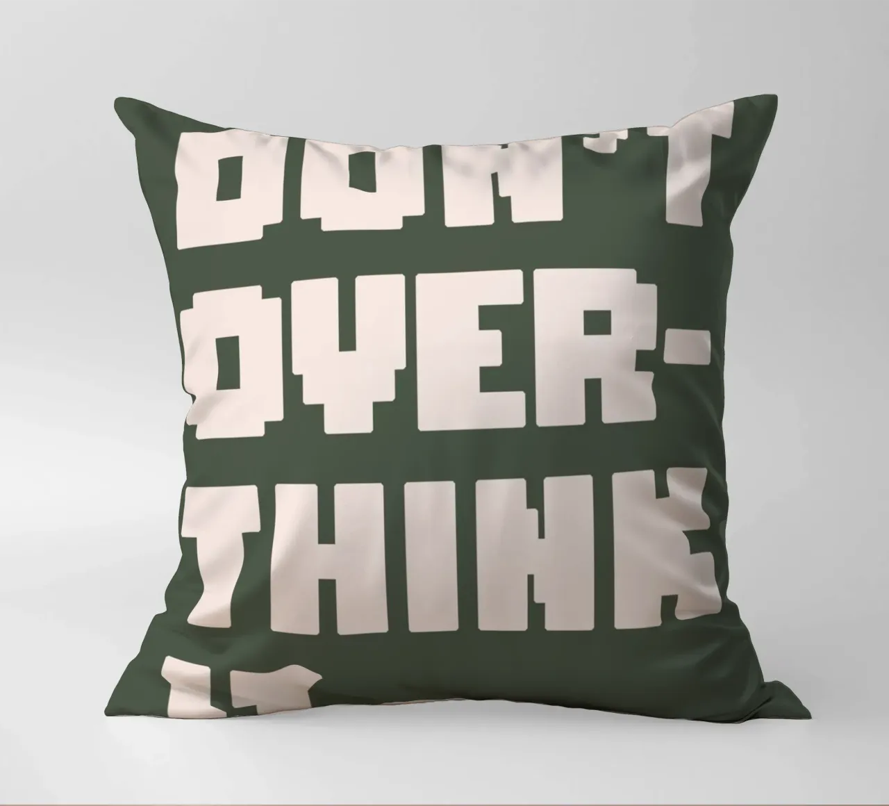 Don't Over Think It cuscino da WORD & WONDER