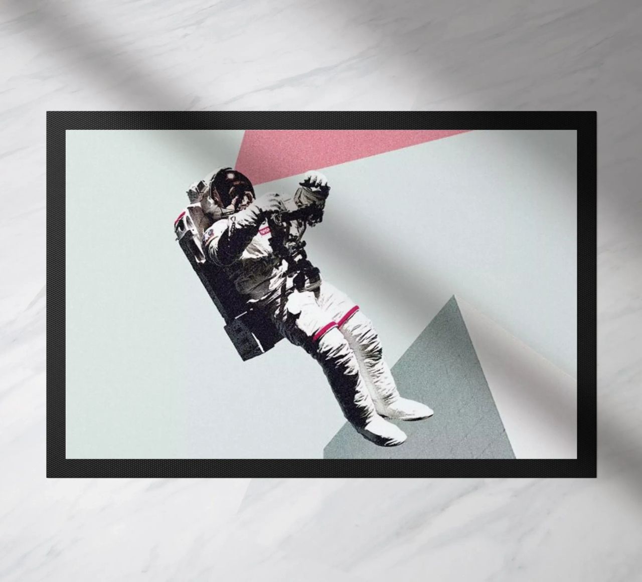 Out of This World zerbino da Maarten Léon