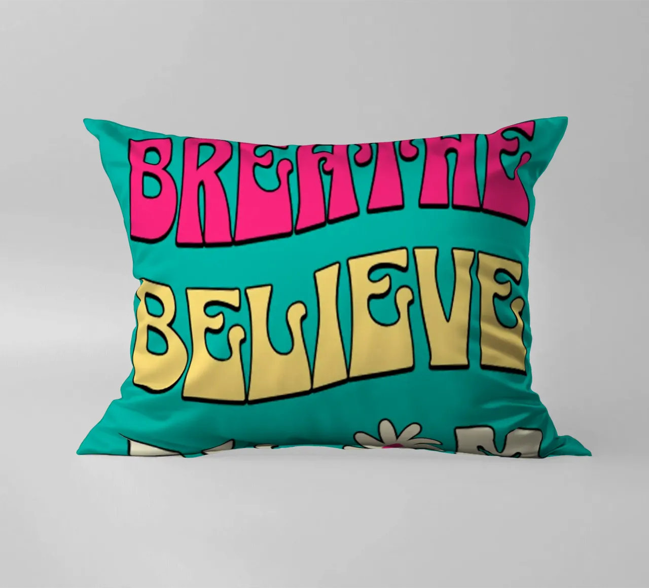 Breathe Believe Bloom In tendenza ora cuscino da Urban Life