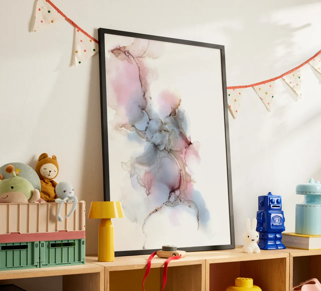 Macchie astratte di inchiostro fluido blu poster con telaio in alluminio da Susana Miranda ilustracion