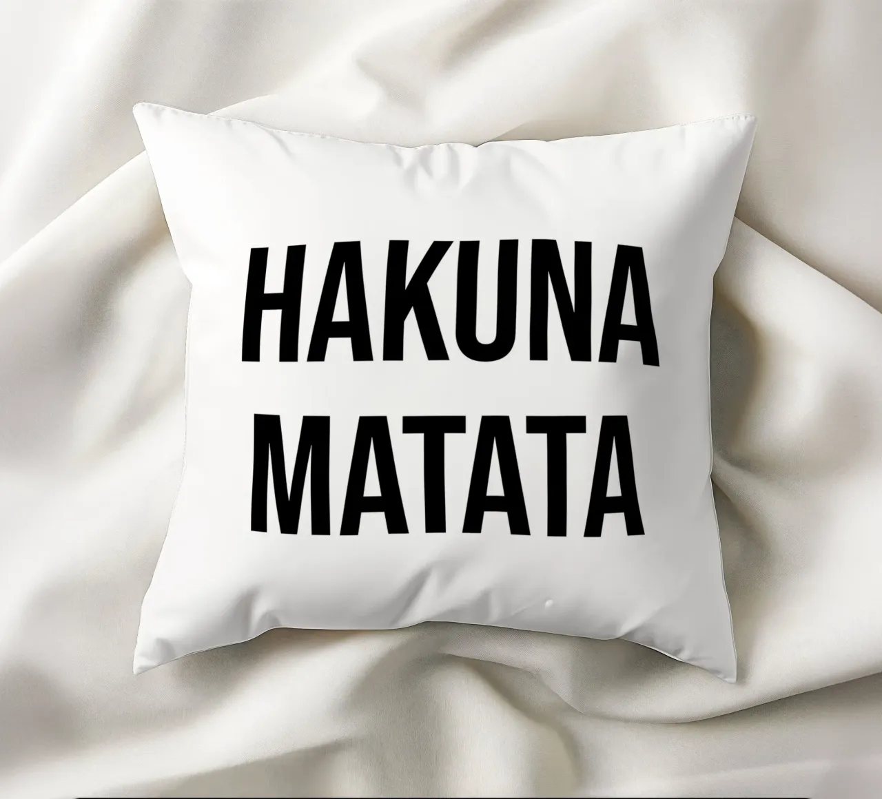Hakuna Matata quote cuscino da Paigaam Studio
