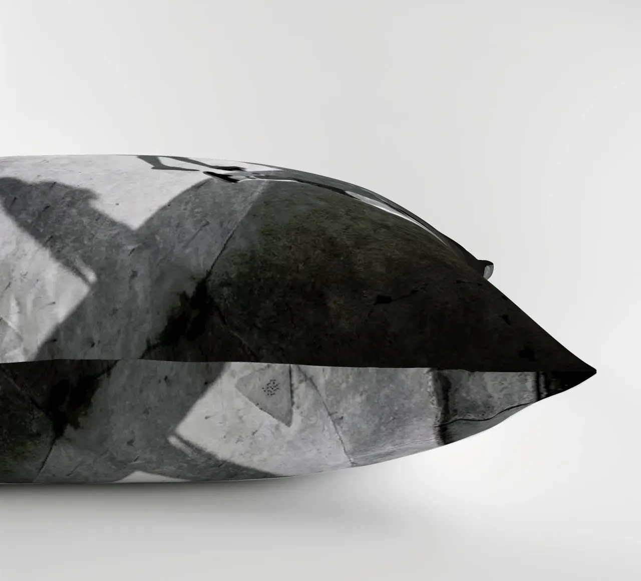 No Flip x But Still Flipped cuscino da Philipp Reinhard