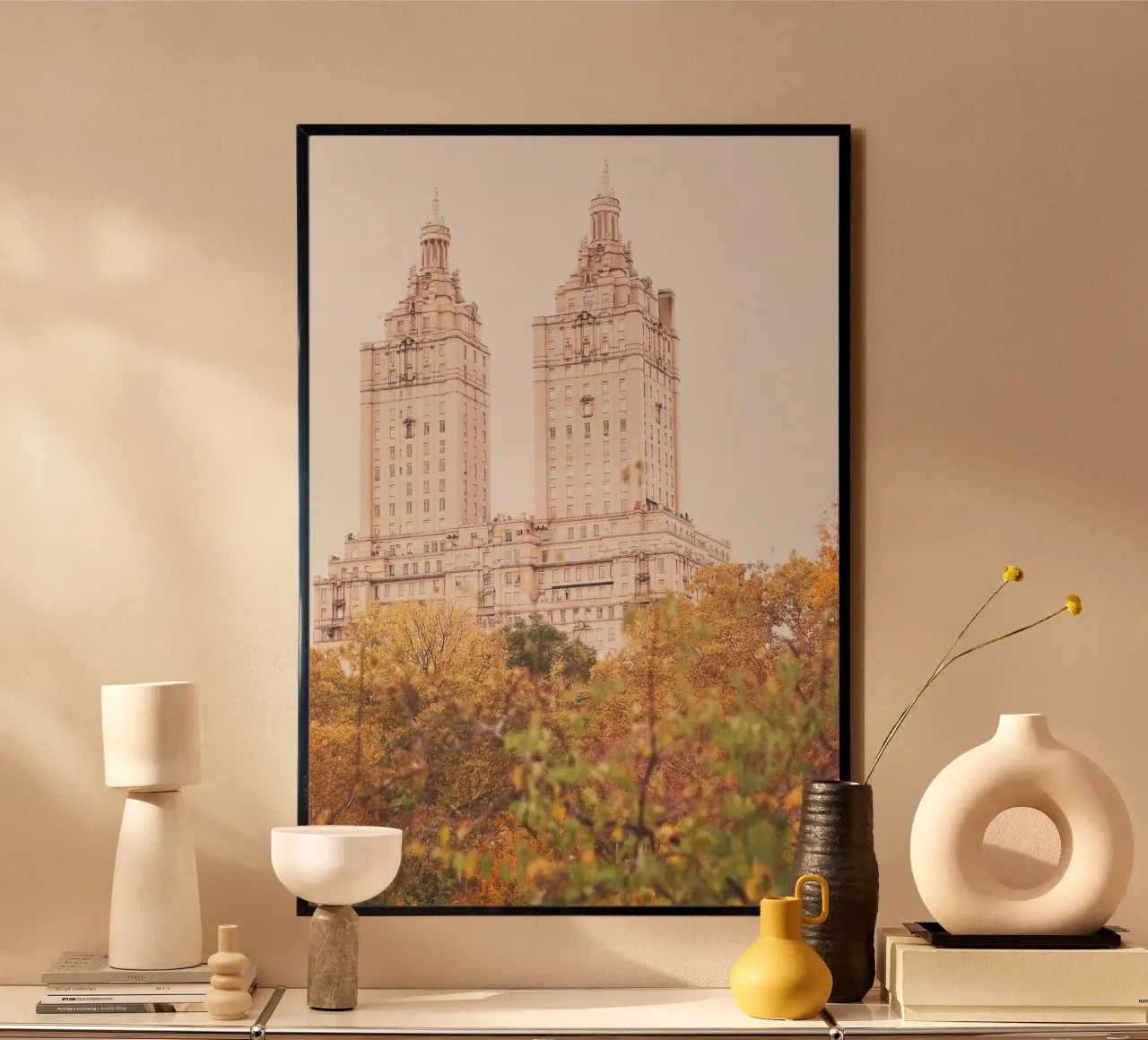 New York, USA I Le torri di San Remo a Central Park poster da Julie Travel Photography