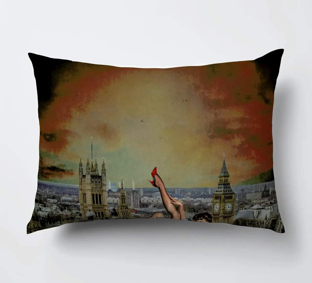 London Pinup cuscino da Jason Brueck