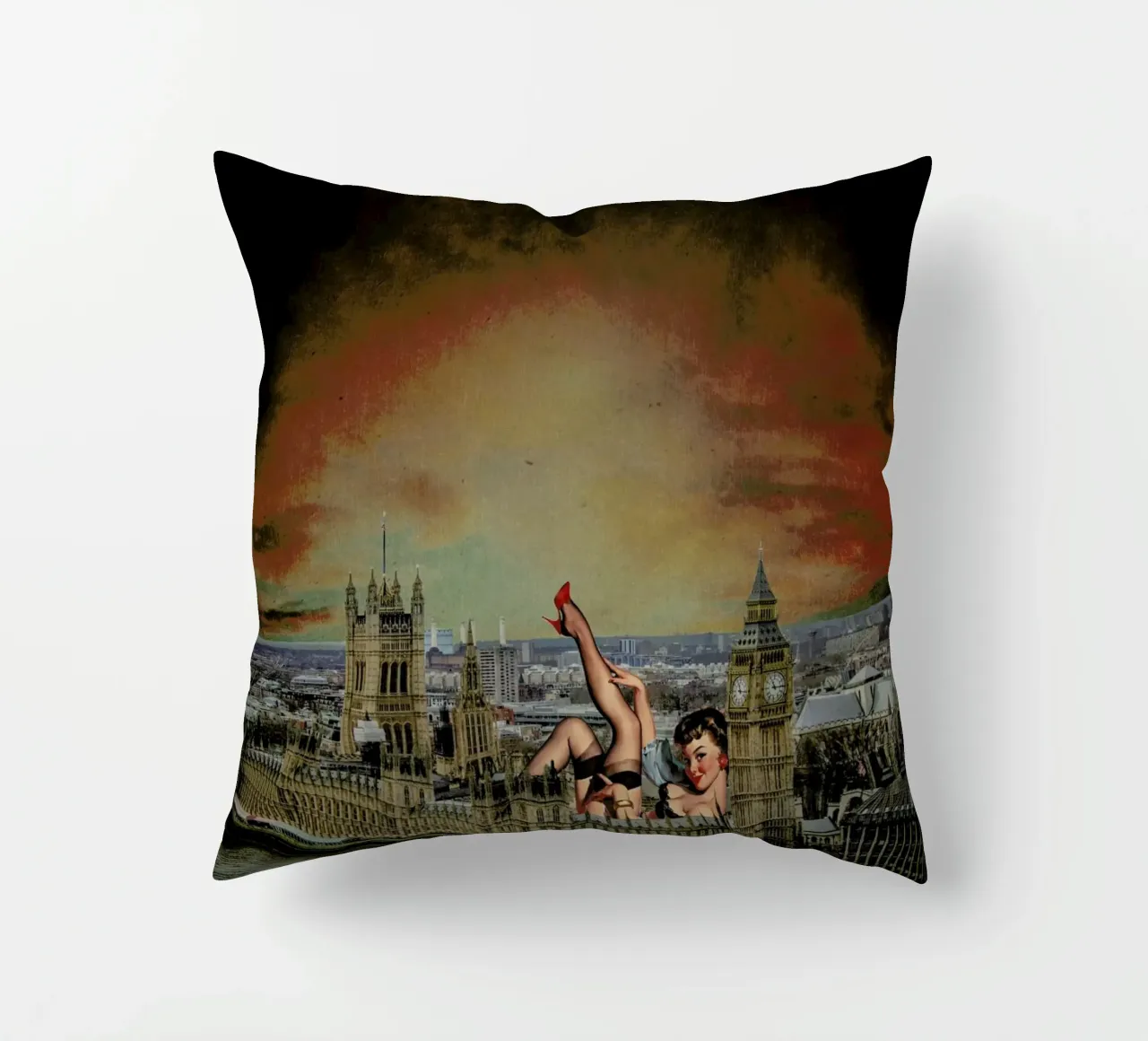 London Pinup cuscino da Jason Brueck
