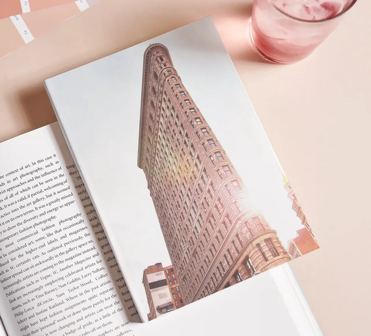 New York, USA I Architecture du Flatiron building au soleil notebook by Julie Travel Photography