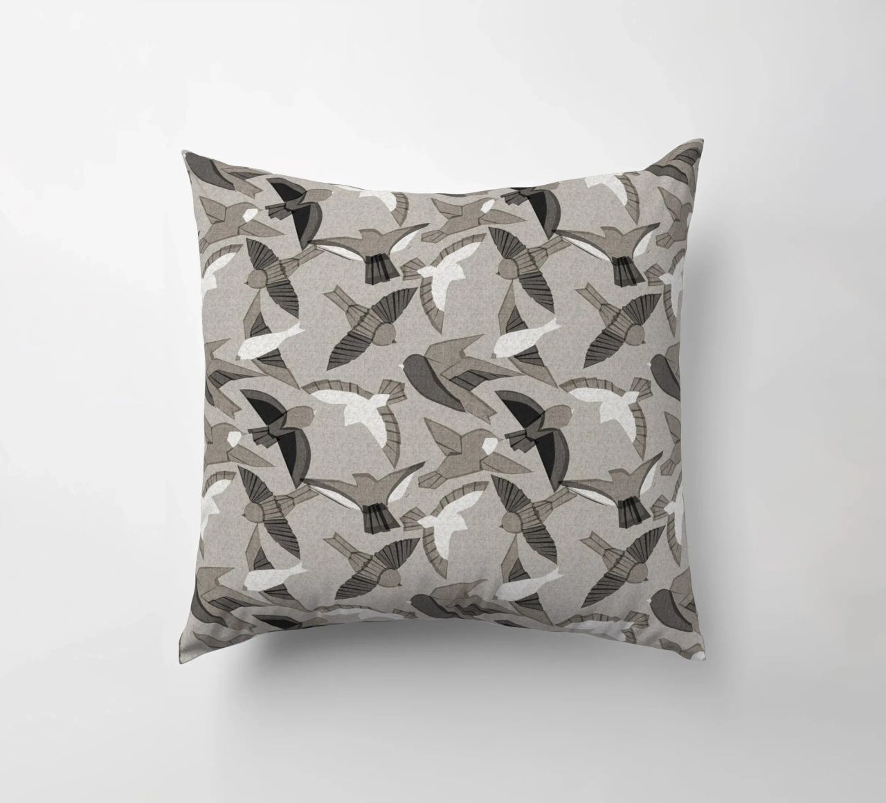 Cecilia Mok - Uccelli Itajime Grigio cuscino da The Artcircle