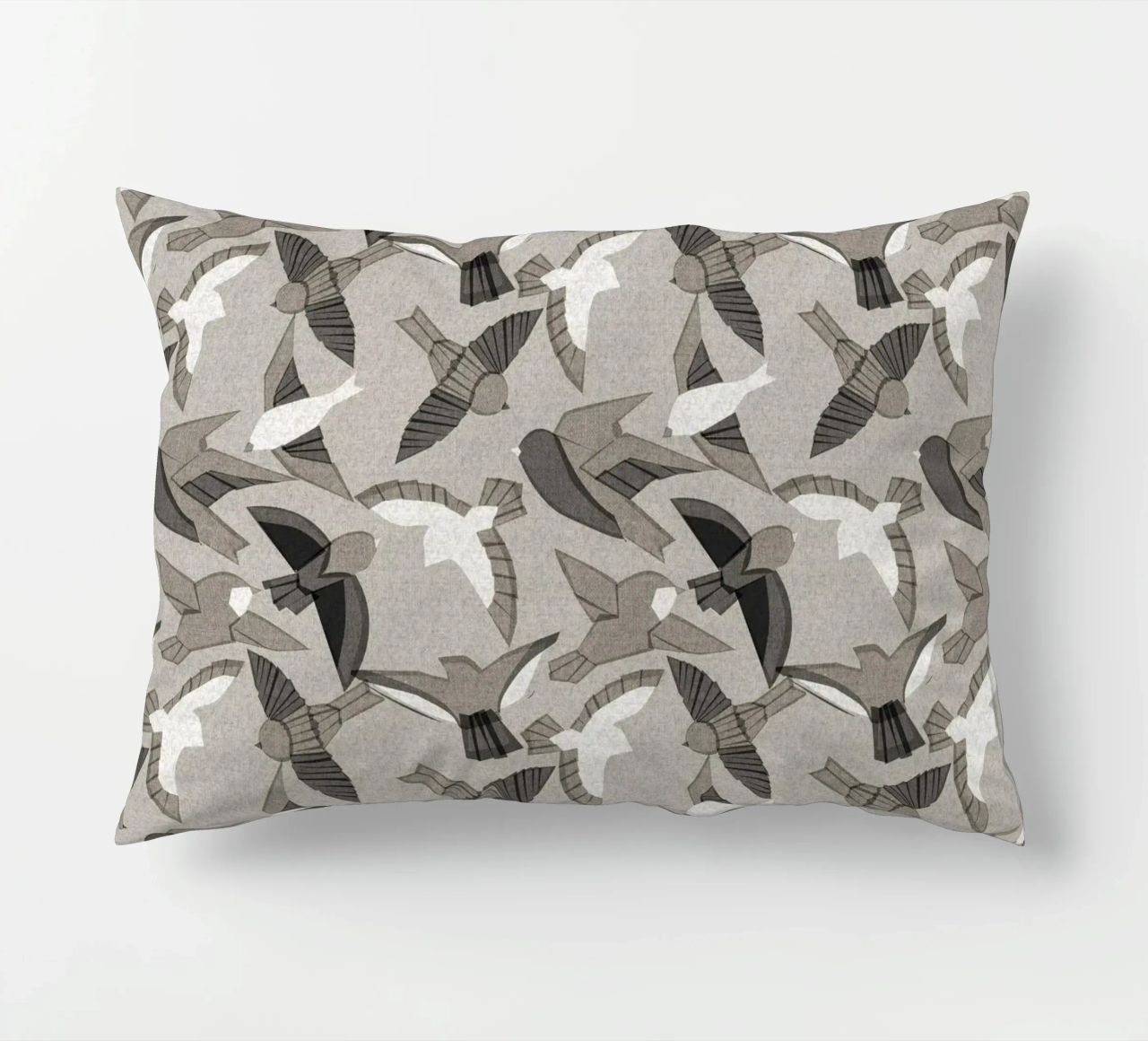 Cecilia Mok - Uccelli Itajime Grigio cuscino da The Artcircle