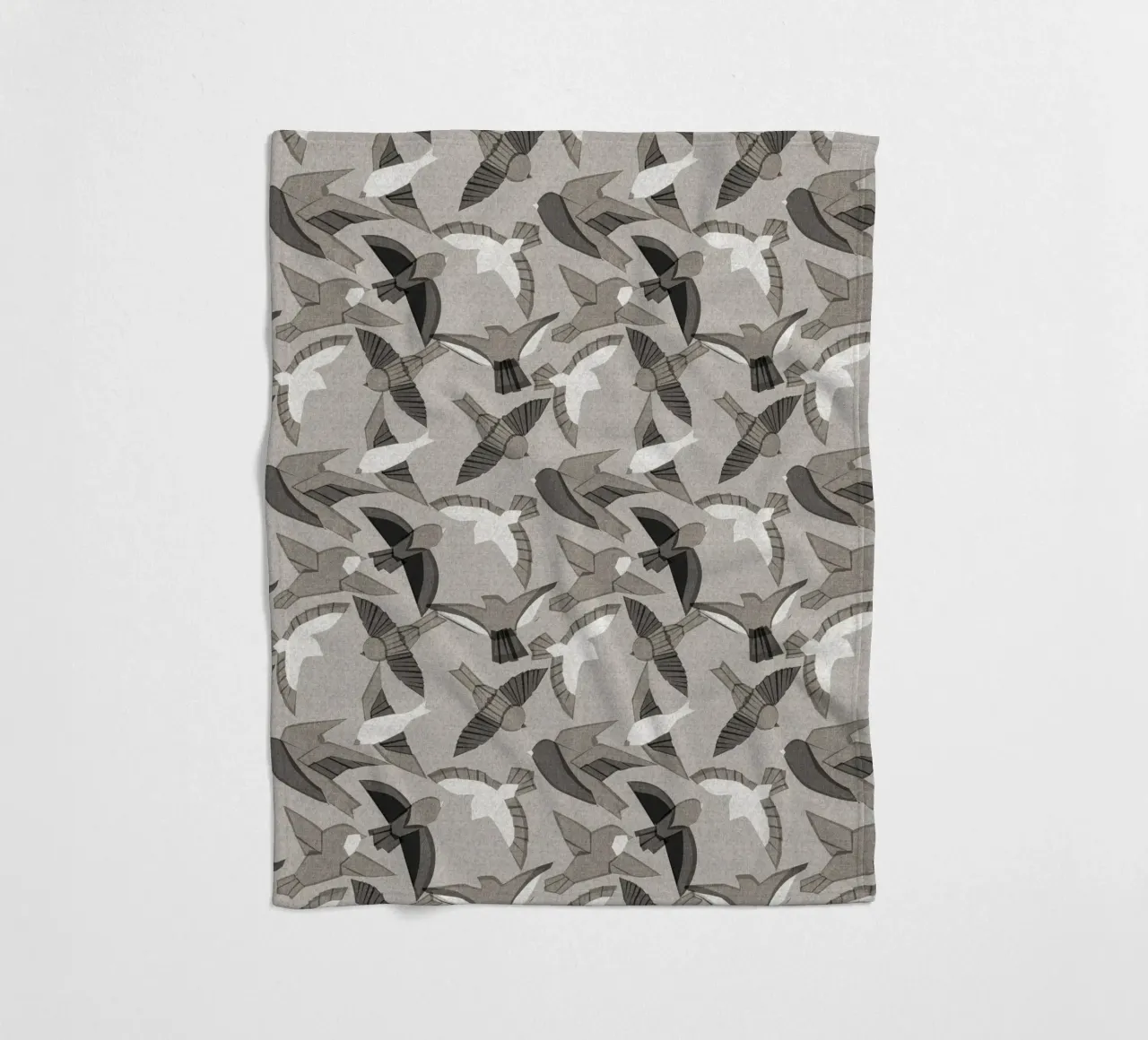 Cecilia Mok - Uccelli Itajime Grigio coperta in pile da The Artcircle