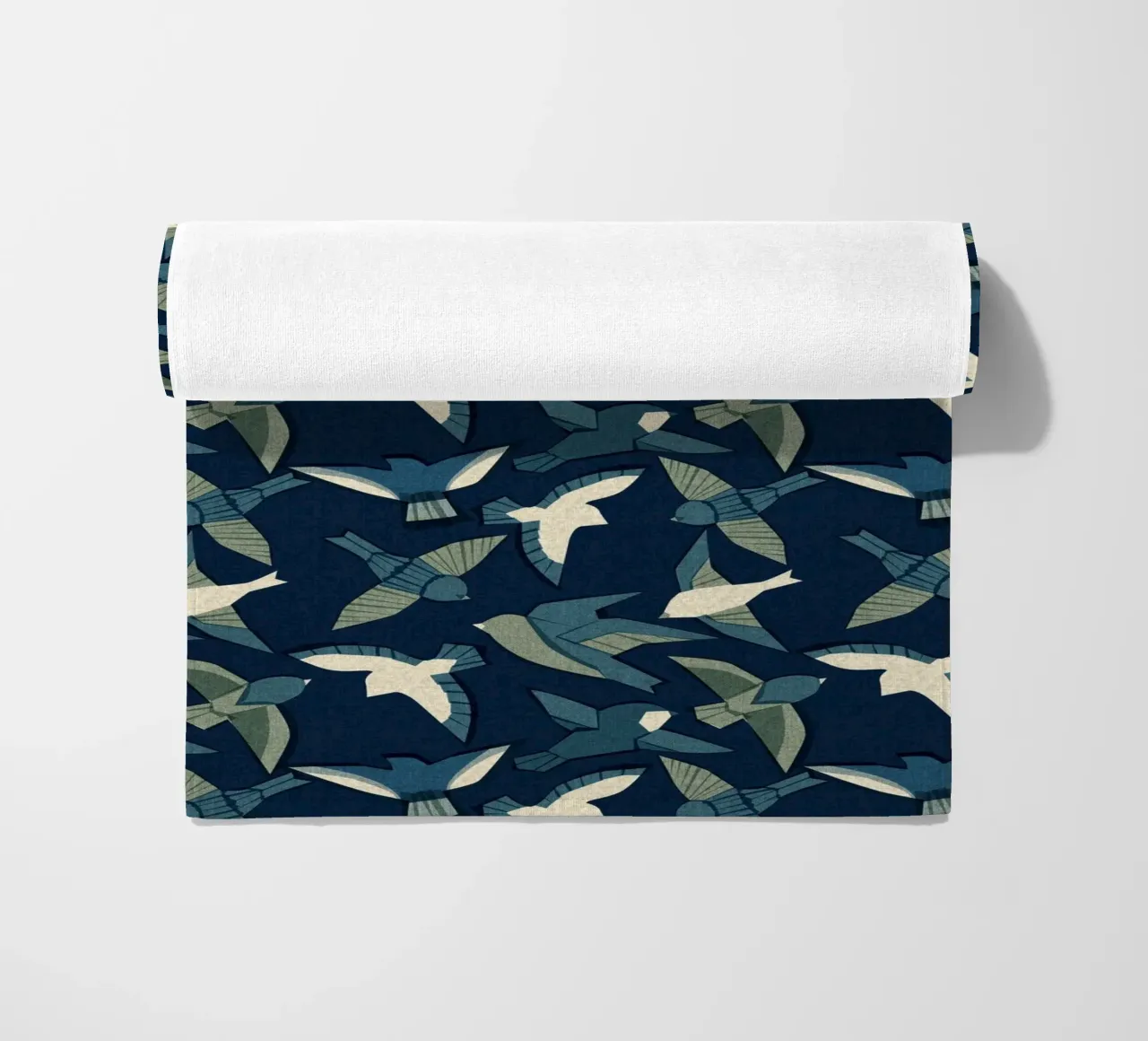 Cecilia Mok - Itajime uccelli blu telo mare da The Artcircle