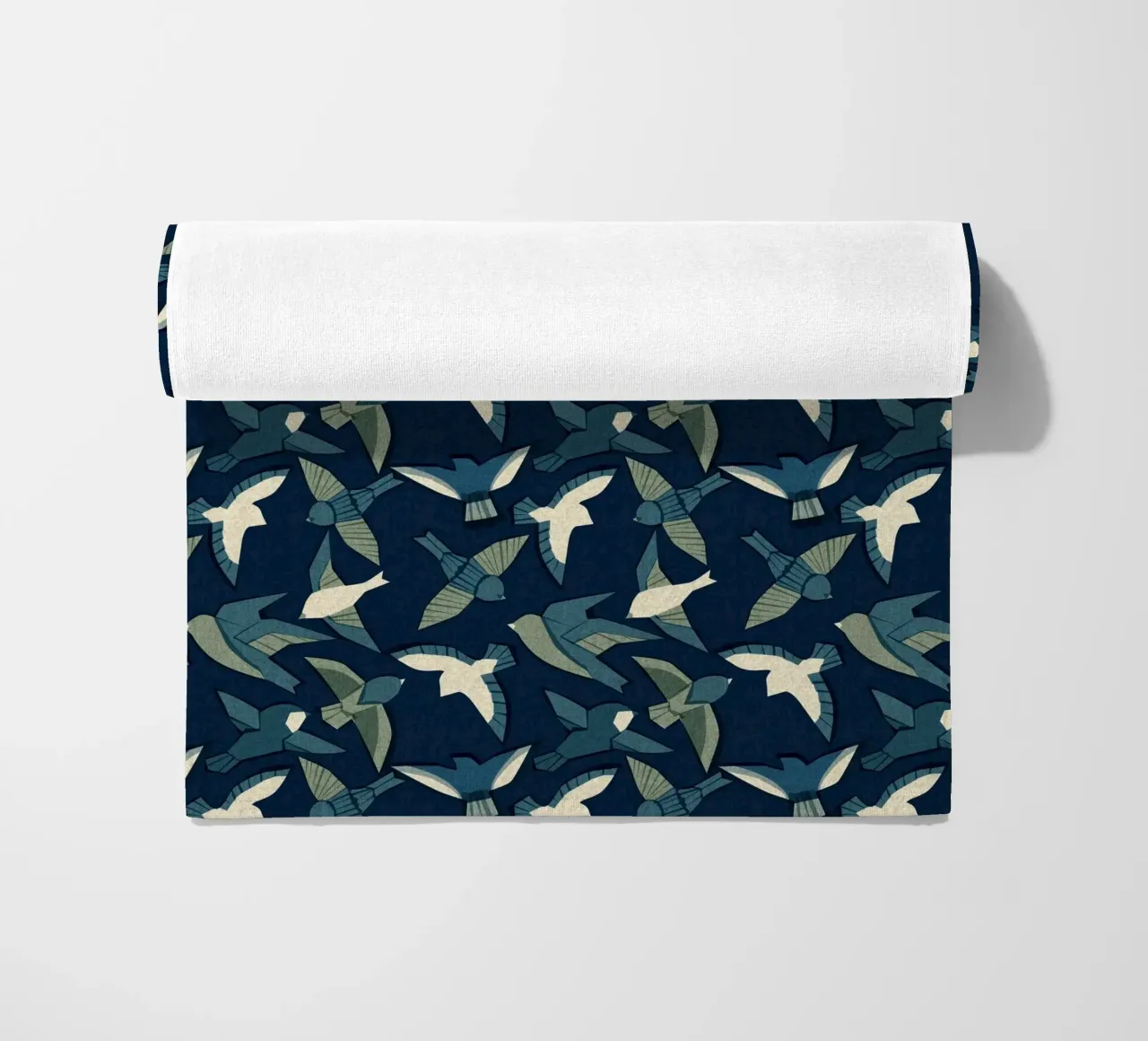 Cecilia Mok - Itajime uccelli blu telo mare da The Artcircle