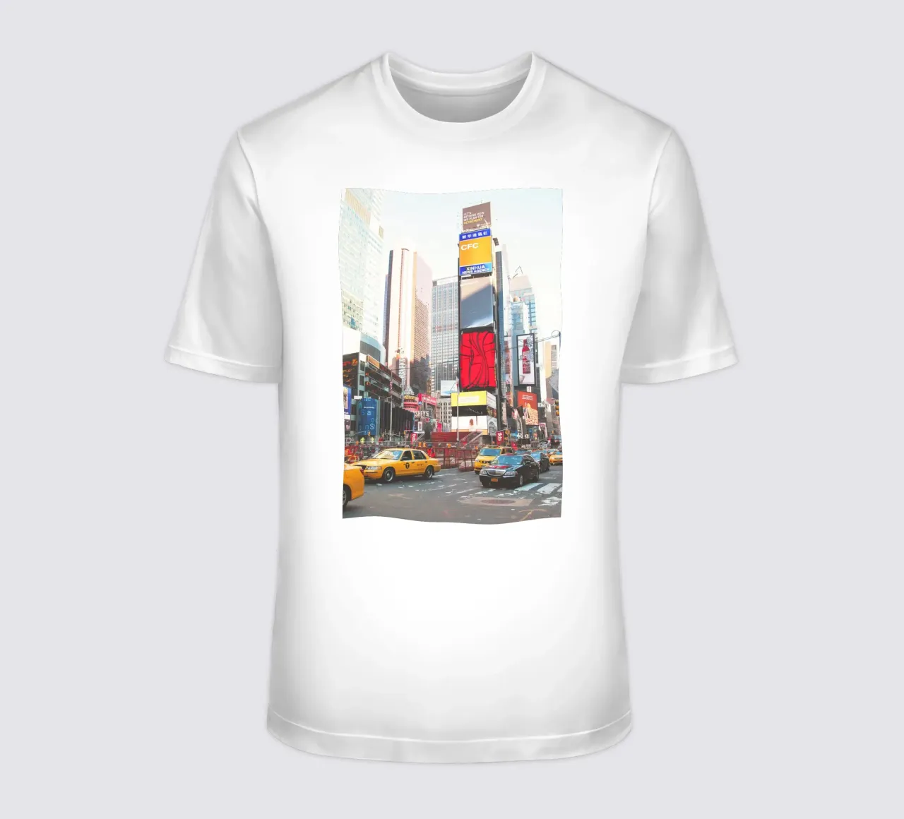 New York, VS I Times Square gekte met gele taxi's t-shirt van Julie Travel Photography
