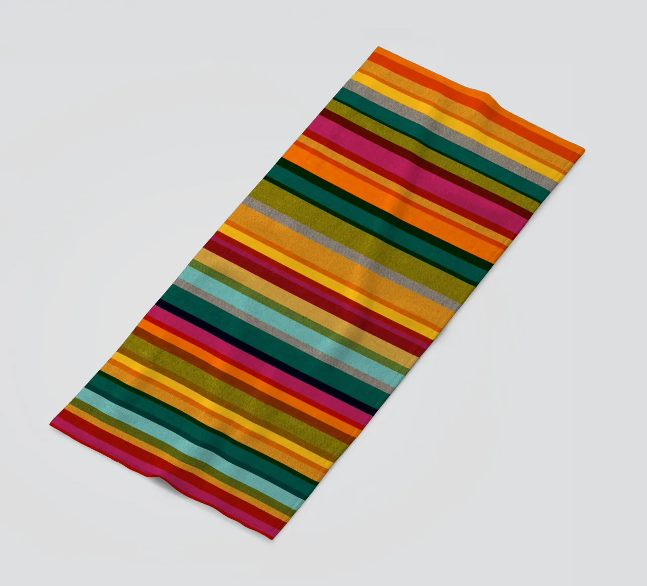 Cecilia Mok - Strisce caleidoscopio telo mare da The Artcircle