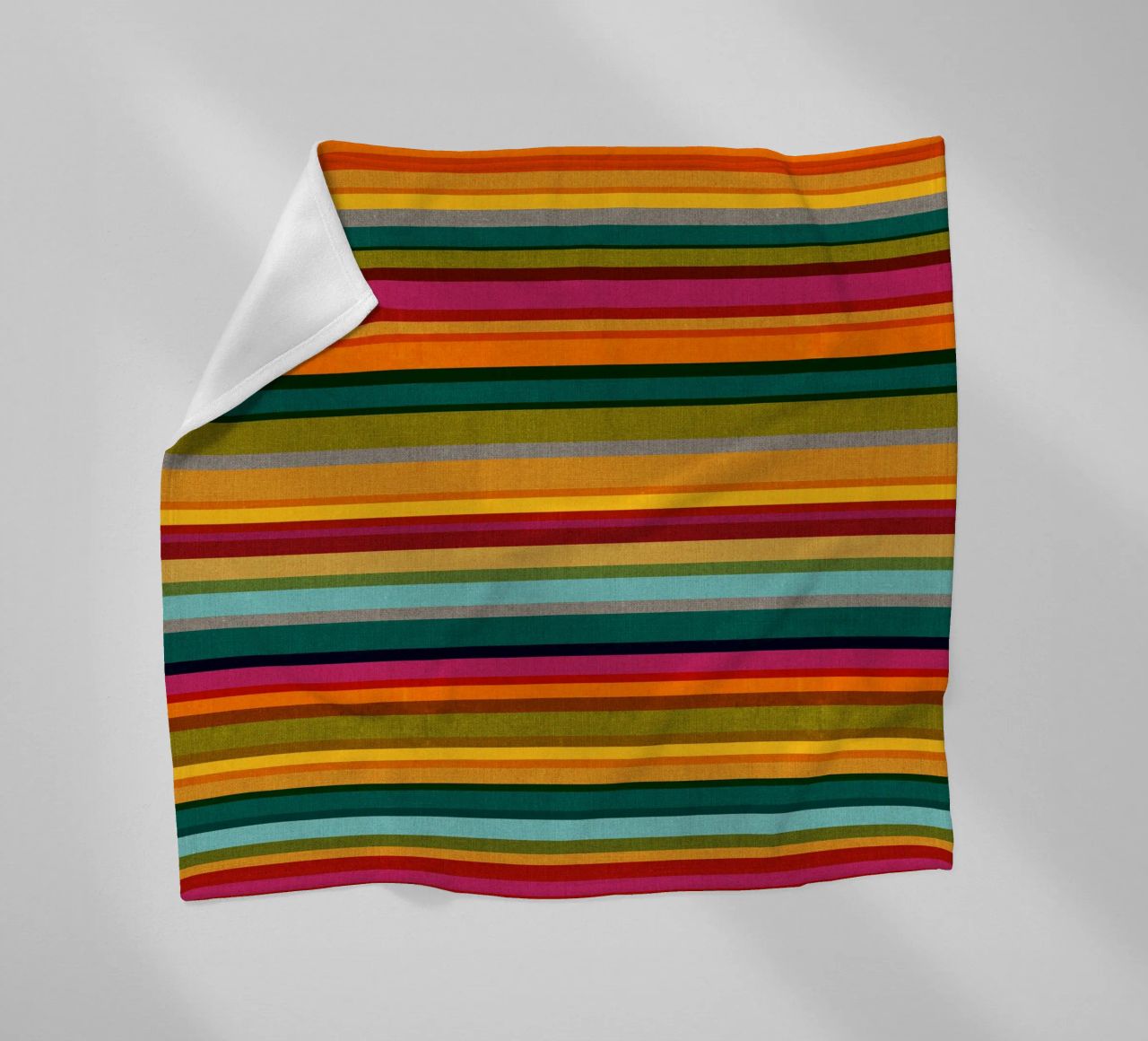 Cecilia Mok - Strisce caleidoscopio coperta in pile da The Artcircle