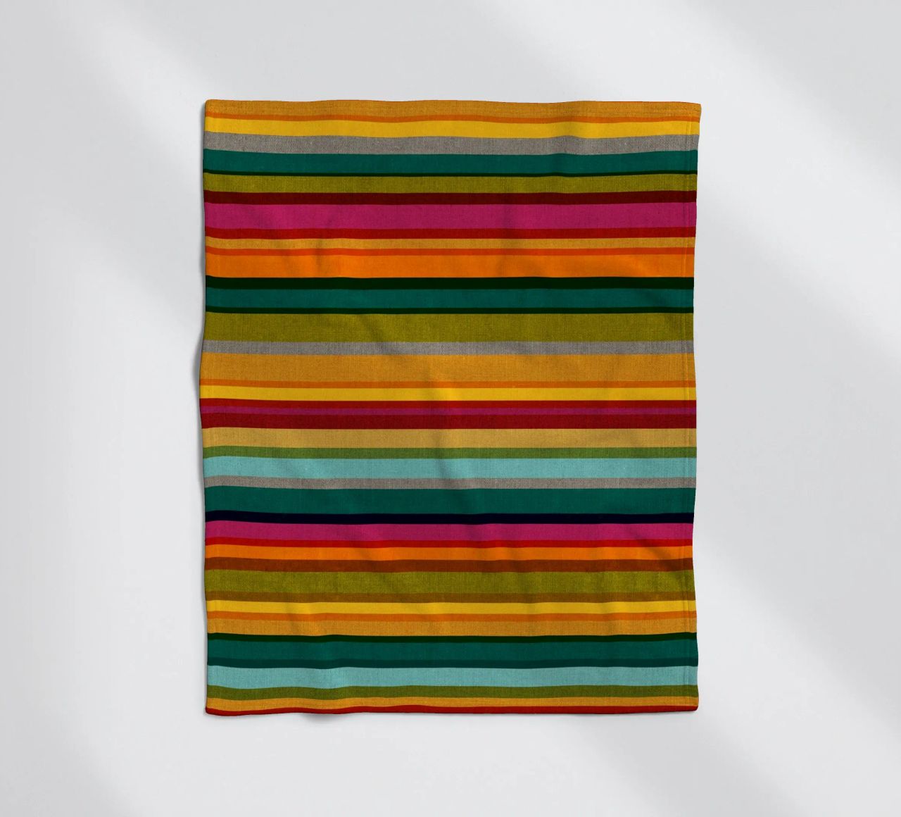 Cecilia Mok - Strisce caleidoscopio coperta in pile da The Artcircle