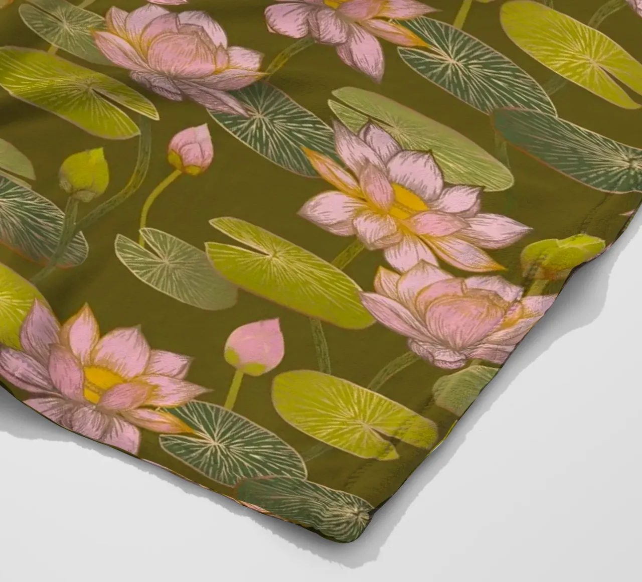 Cecilia Mok - Muschio di fiori di loto coperta in pile da The Artcircle