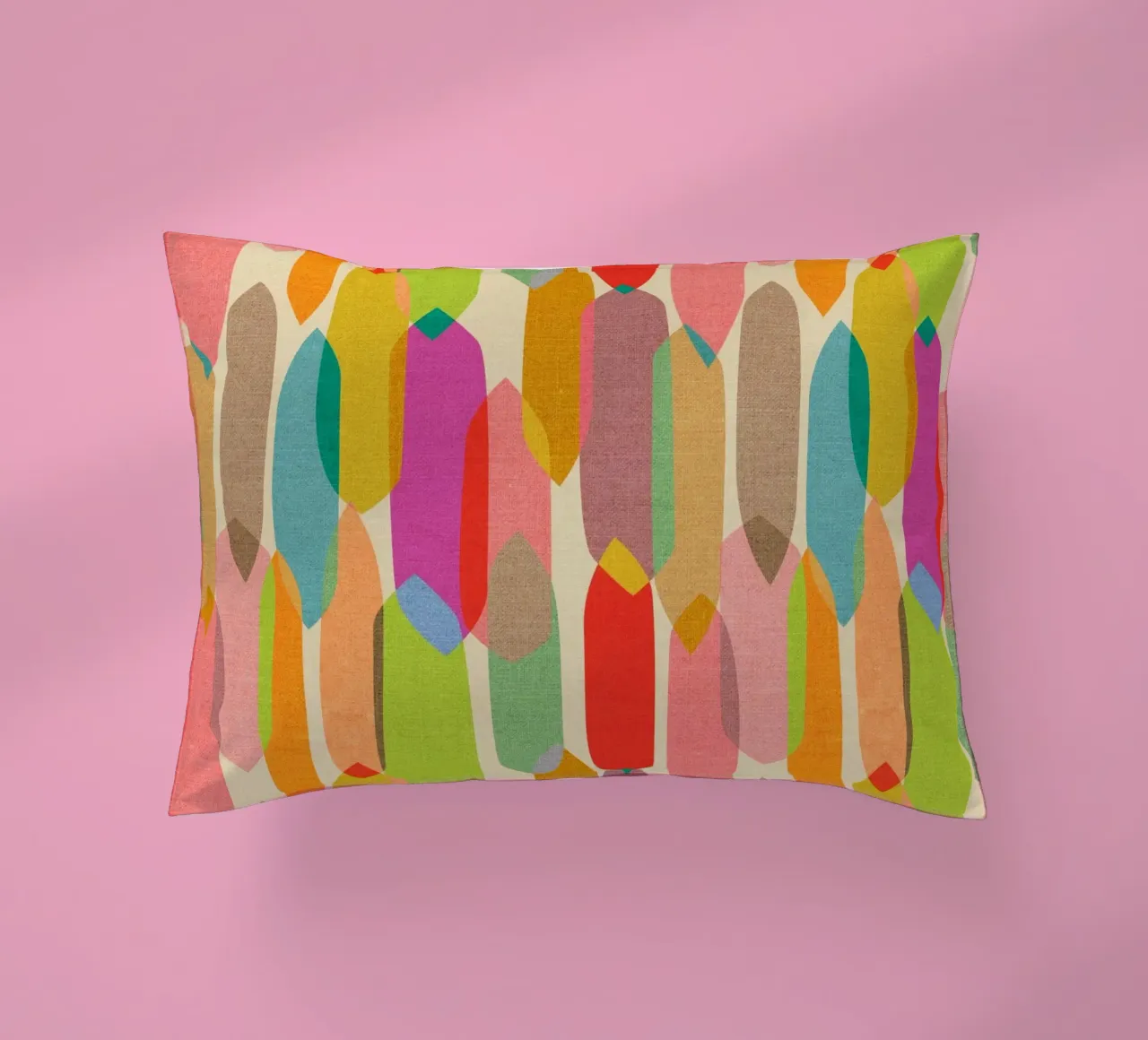 Cecilia Mok - Mid Century Tröpfchen Kaleidoskop Kissen von The Artcircle