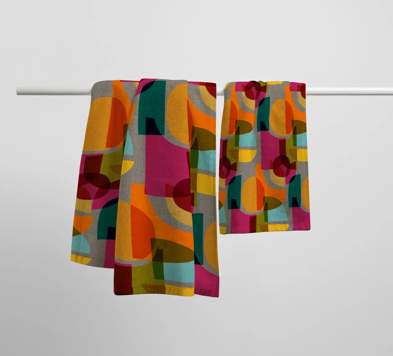 Cecilia Mok - Mid Century Punkte asciugamano da bagno da The Artcircle