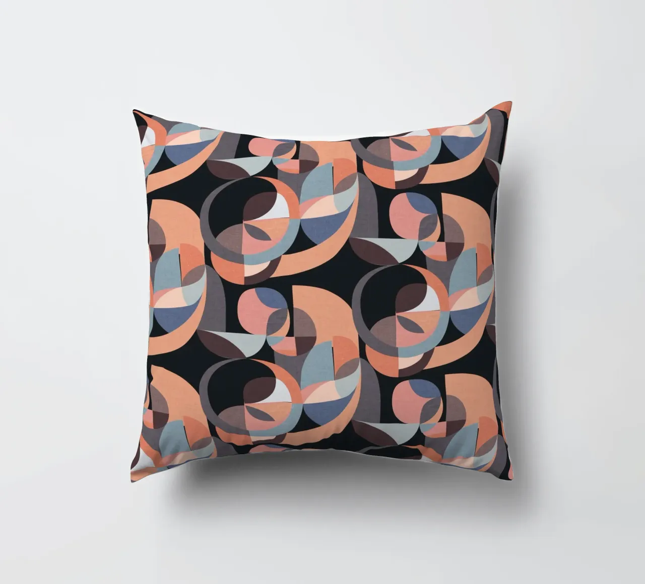 Cecilia Mok - Cerchi moderni rosa nero cuscino da The Artcircle