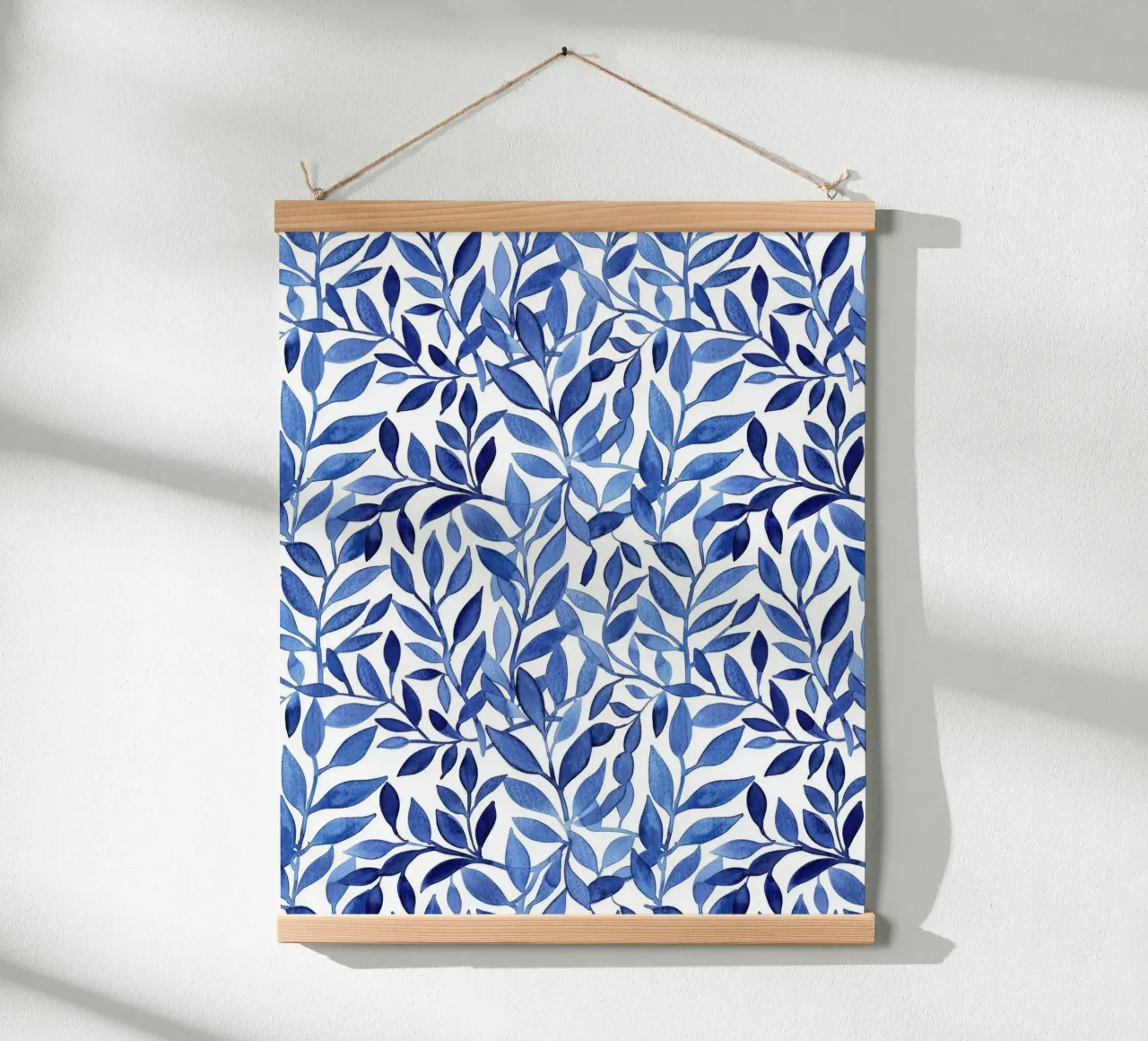 Boho Vintage Botanical Foglie blu indaco Piante astratte poster con telaio in alluminio da Gentle Echoes Art