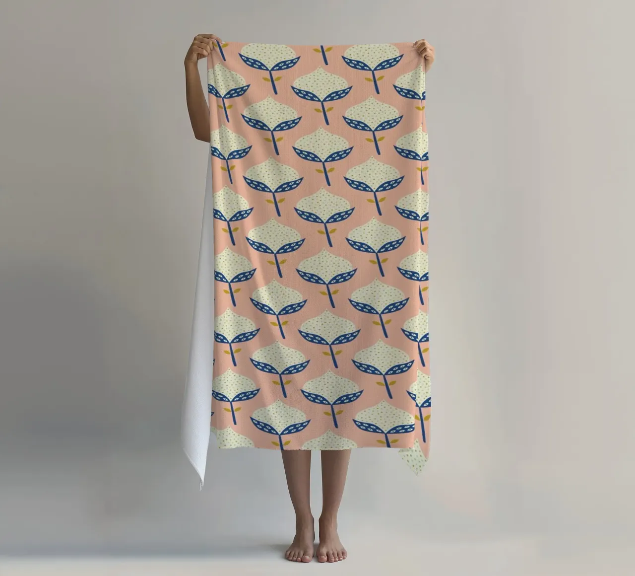 Scandinavian Flower Pattern telo mare da Karin Bijlsma