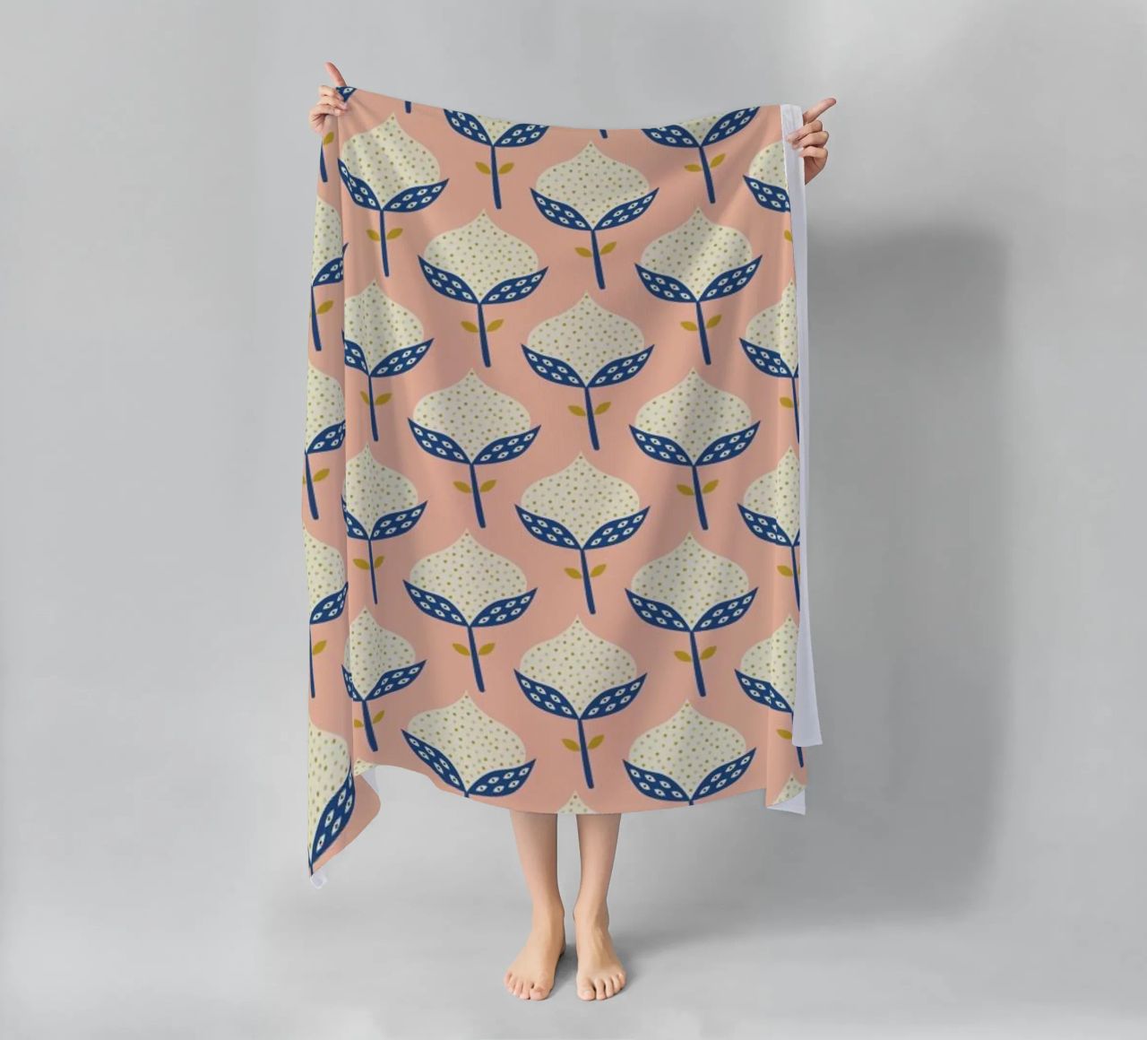 Scandinavian Flower Pattern telo mare da Karin Bijlsma