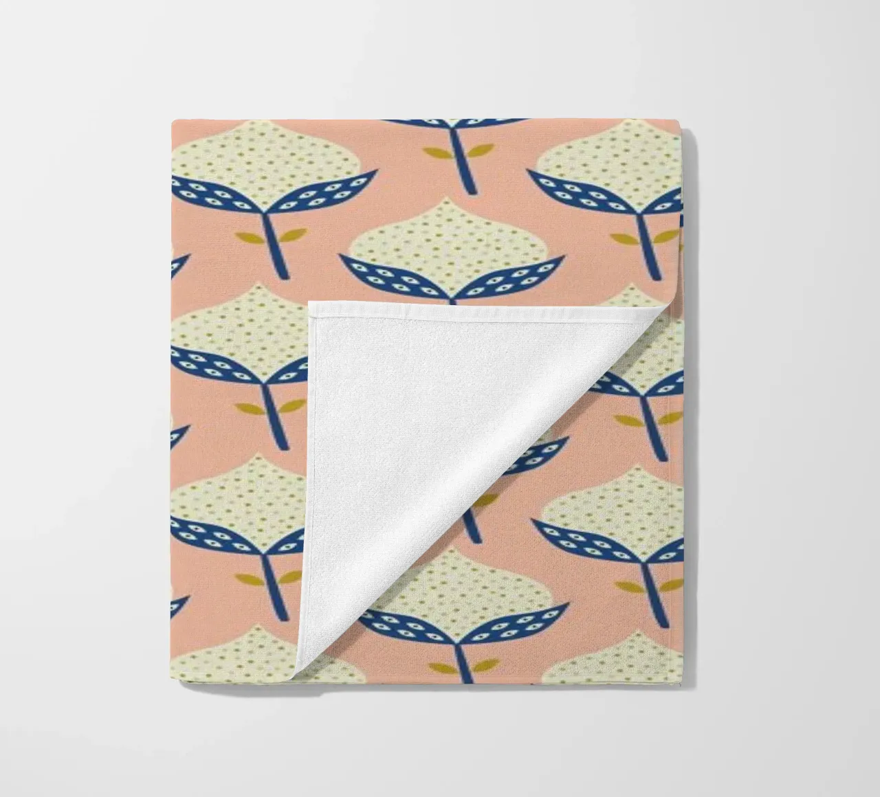 Scandinavian Flower Pattern telo mare da Karin Bijlsma