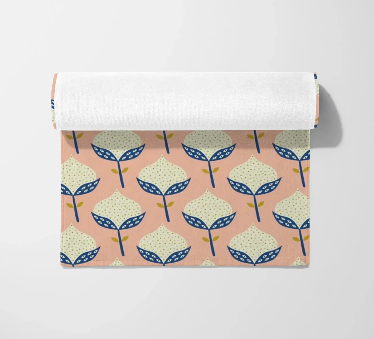 Scandinavian Flower Pattern telo mare da Karin Bijlsma