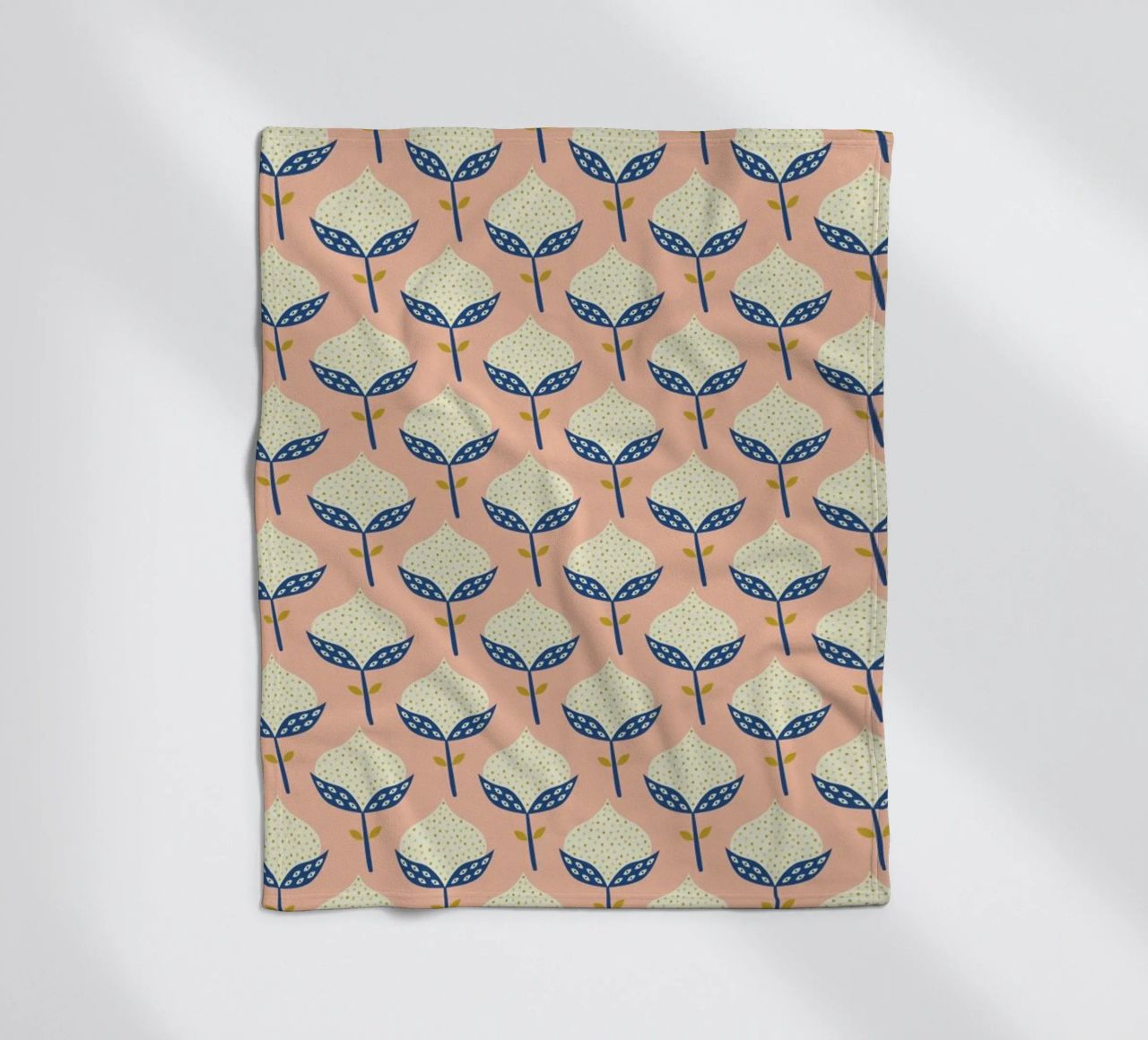Scandinavian Flower Pattern coperta in pile da Karin Bijlsma