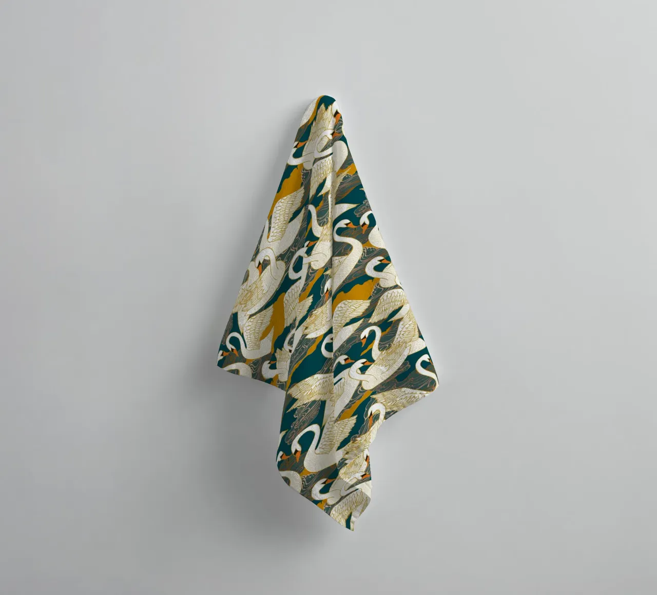 Cecilia Mok - Cigni blu oro asciugamano da bagno da The Artcircle