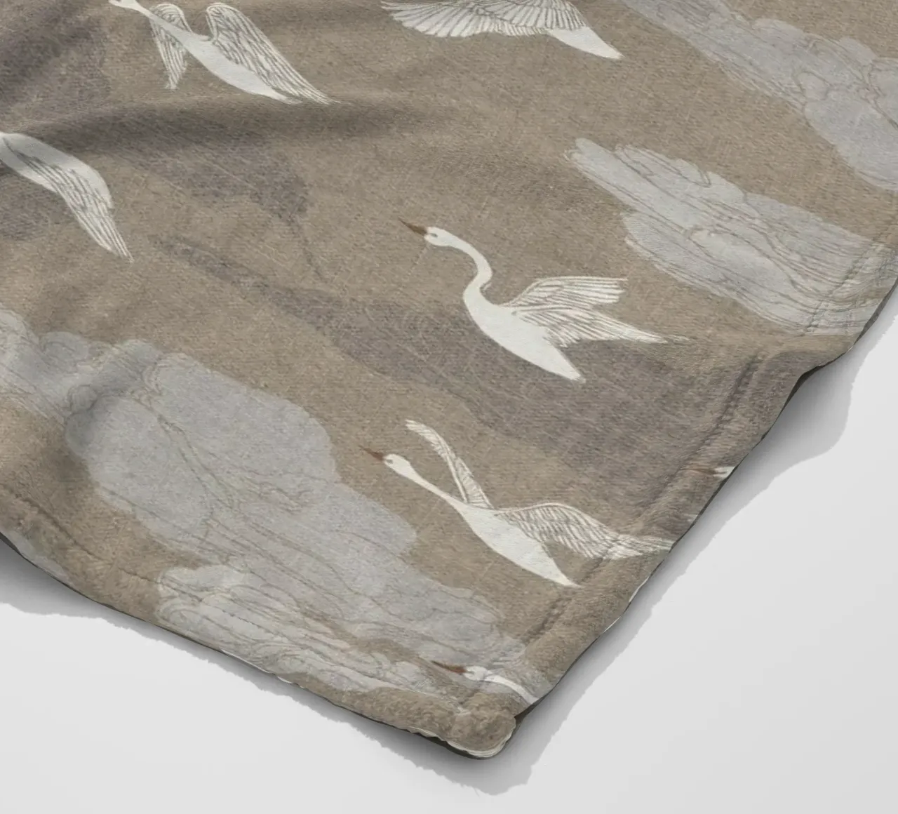Cecilia Mok - Lino Wild Swans coperta in pile da The Artcircle
