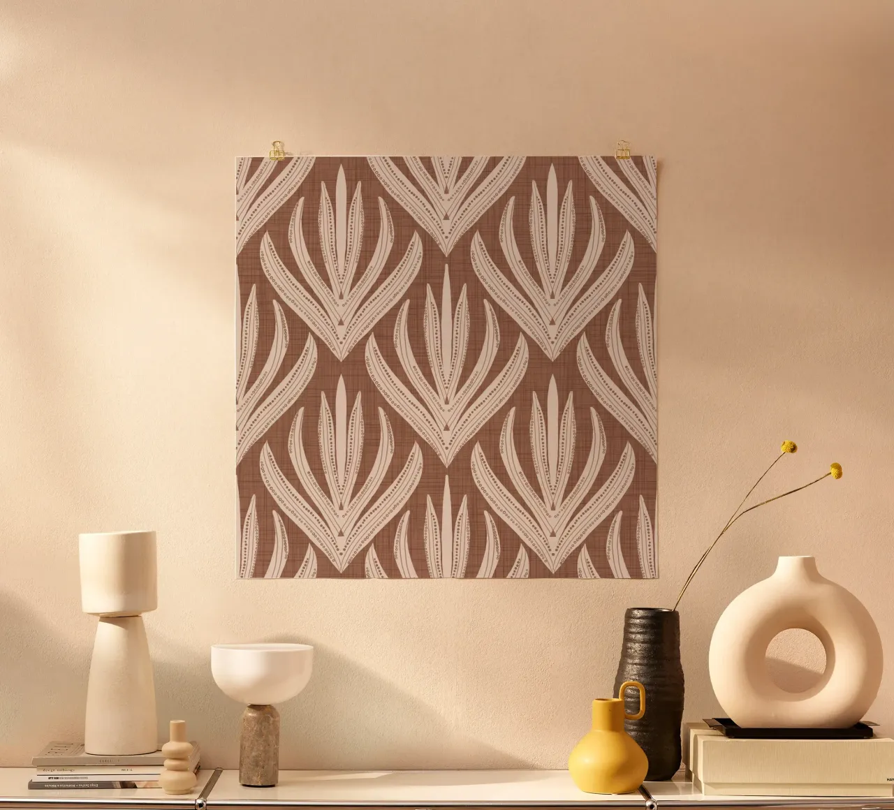 Retro Folk Leaf Mocha Mousse - Botanica moderna del Medio Secolo poster con telaio in alluminio da susanacosta