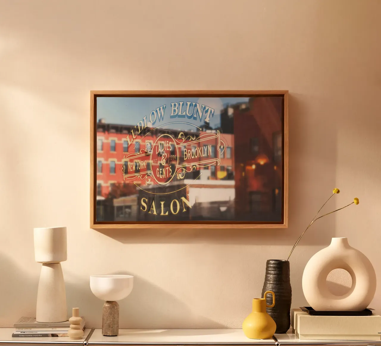 New York, VS I NYC skyline weerspiegeld in tentoonstellingsraam canvas met Baklijst van Julie Travel Photography