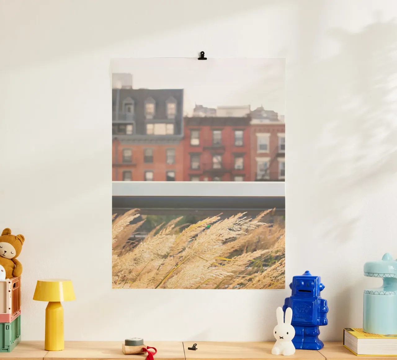 New York, USA I Natura sulla High Line nello skyline bohémien poster con telaio in alluminio da Julie Travel Photography