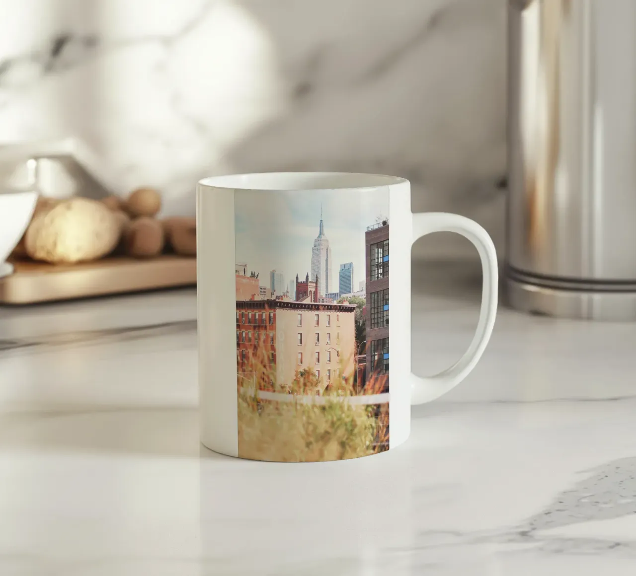 New York, USA I High Line sulla città con vista sullo skyline tazza in ceramica da Julie Travel Photography
