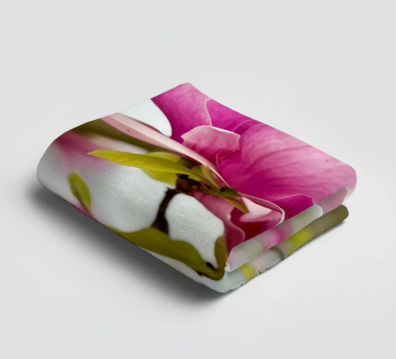 Magnolie in Pink towel by thegirlcalledlonging