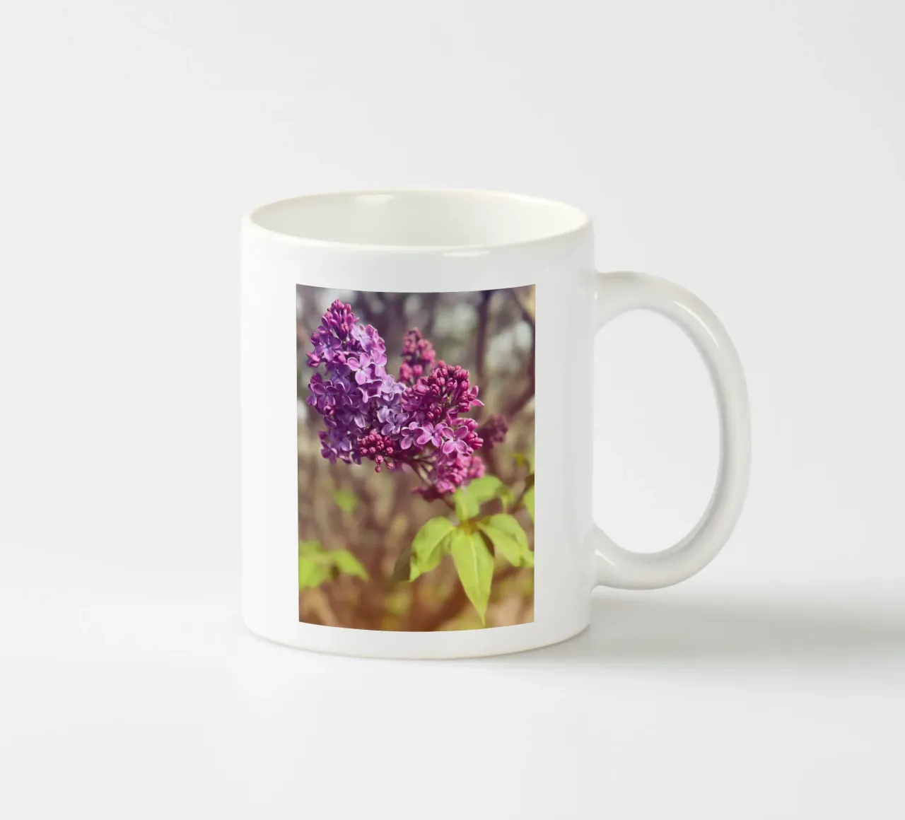 Der Duft des Flieders tazza in ceramica da thegirlcalledlonging