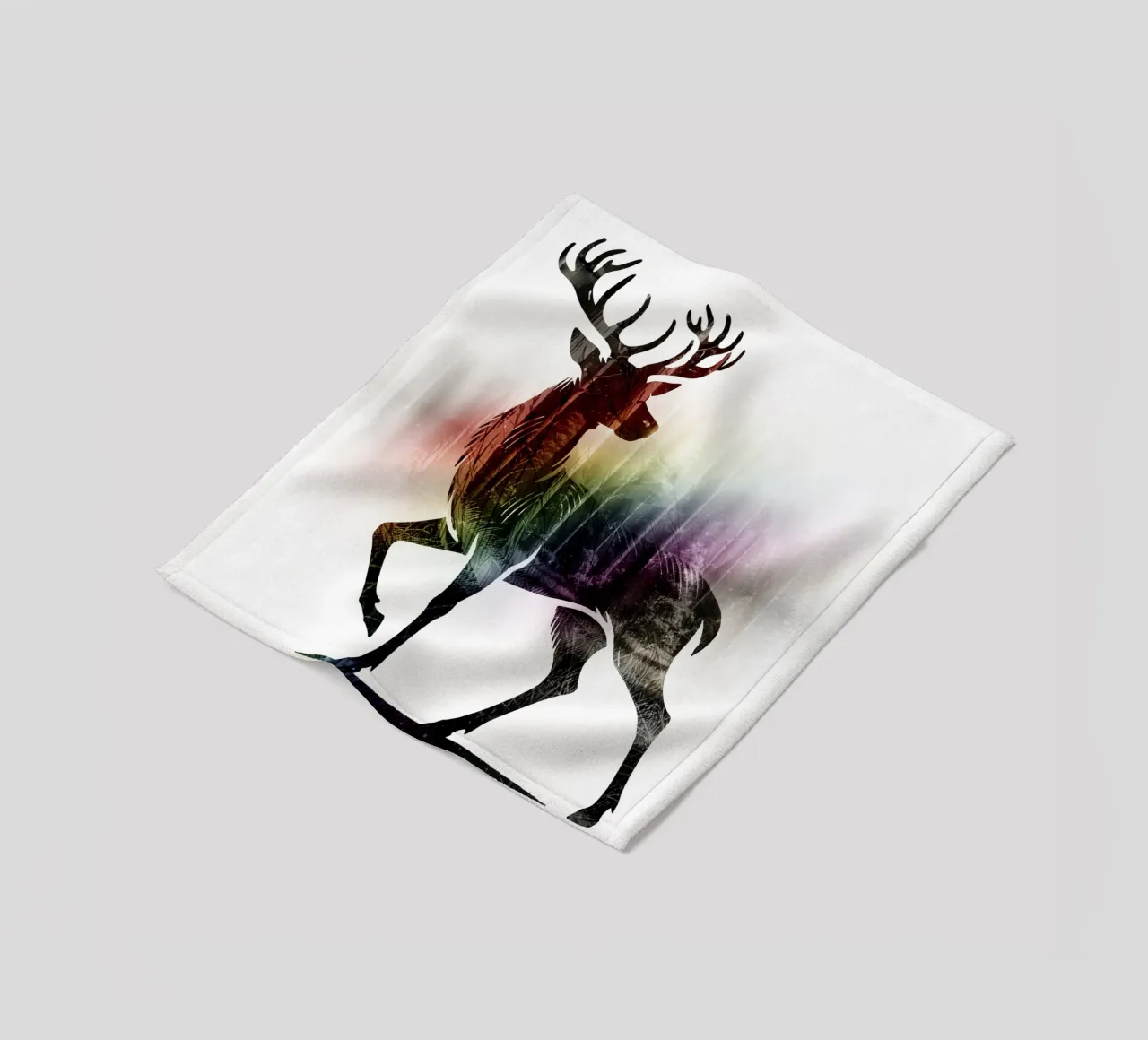Silhouette con motivo di cervo e delicati colori dell'arcobaleno coperta in pile da namosh
