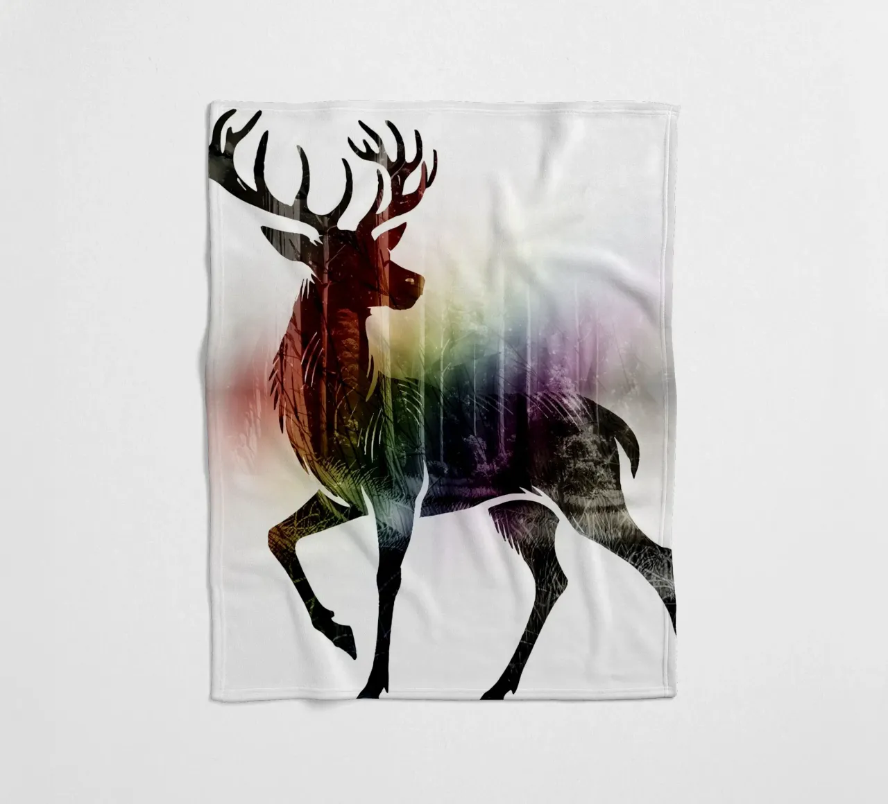 Silhouette con motivo di cervo e delicati colori dell'arcobaleno coperta in pile da namosh