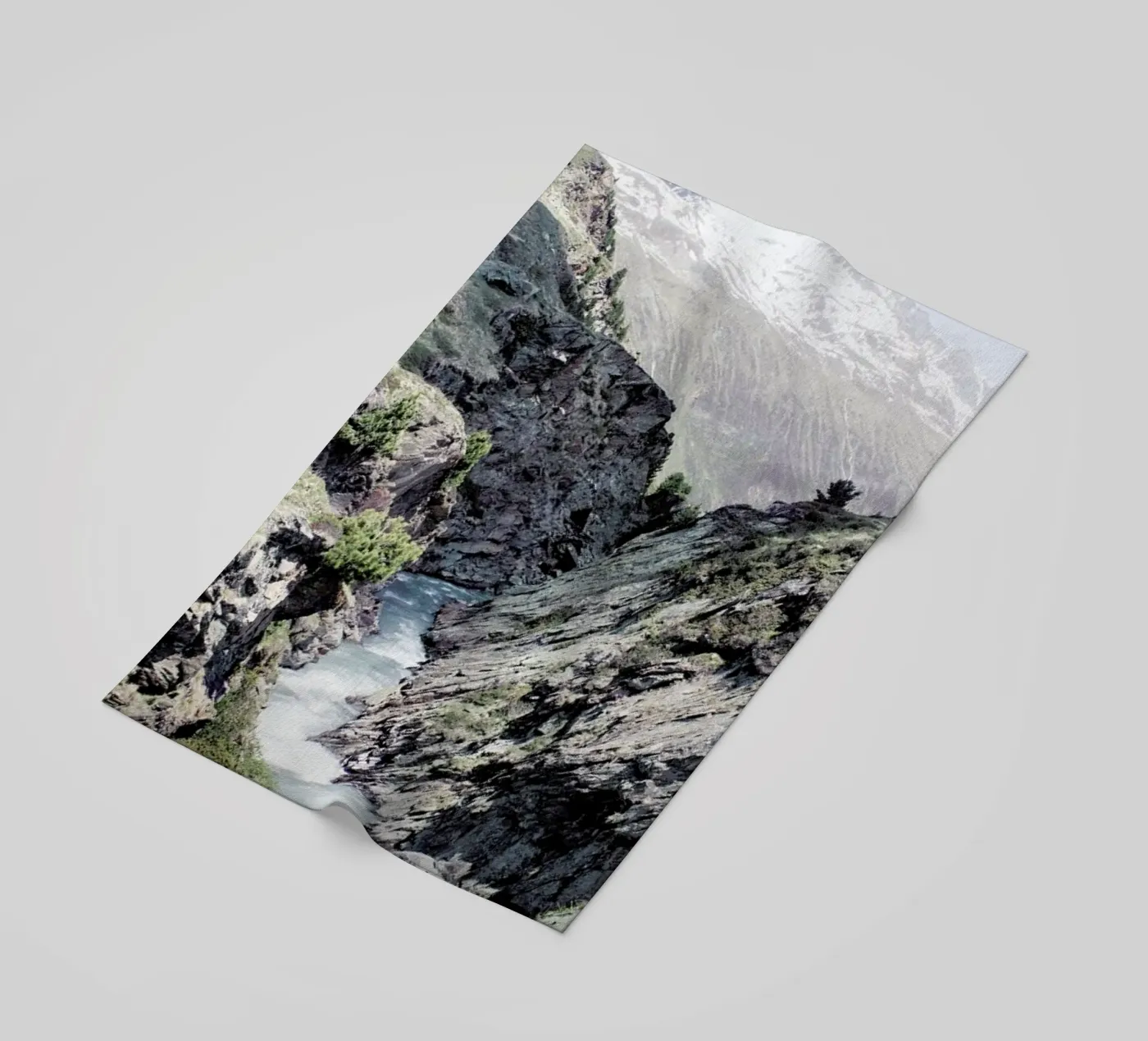 Alpenfluss telo mare da Sarah Bühler