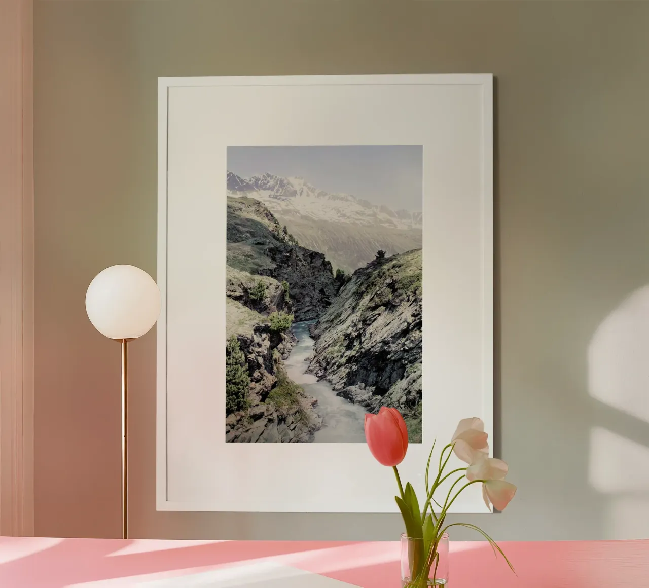 Alpenfluss poster con telaio in plastica da Sarah Bühler