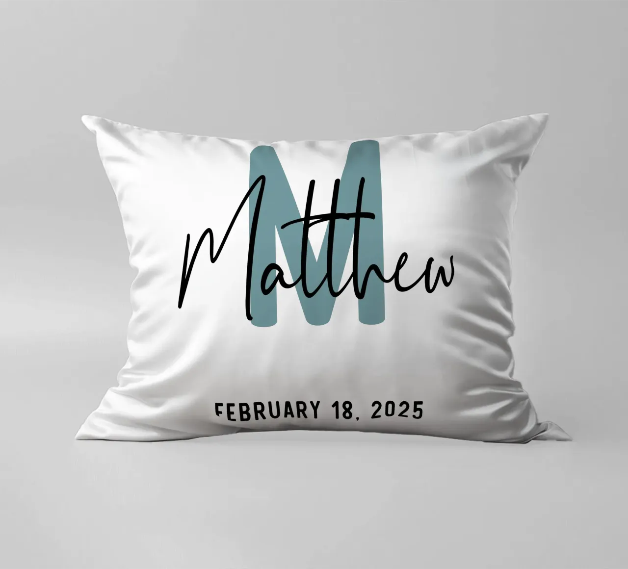 Nome iniziale personalizzato cuscino da Shark Printables