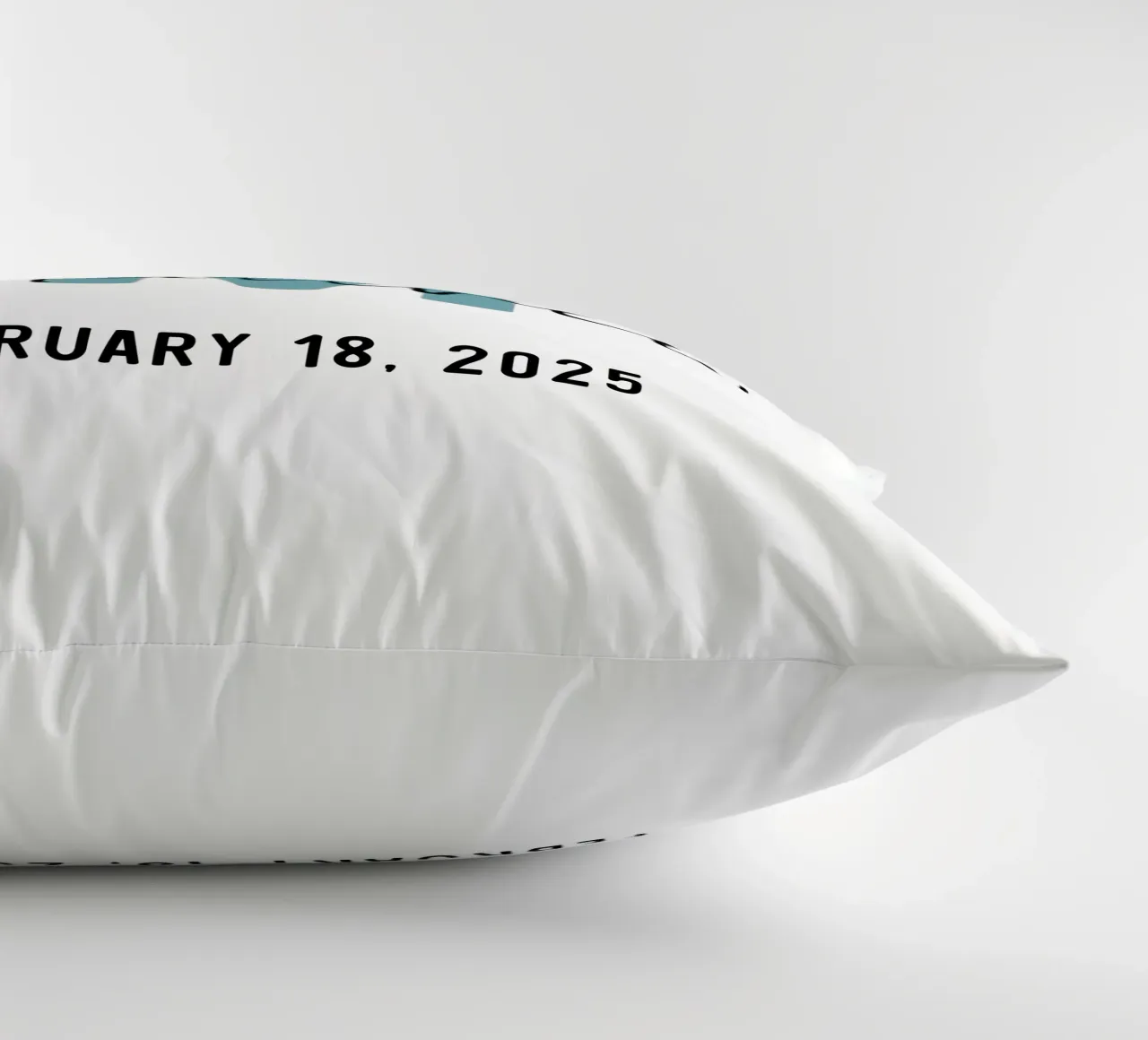 Nome iniziale personalizzato cuscino da Shark Printables