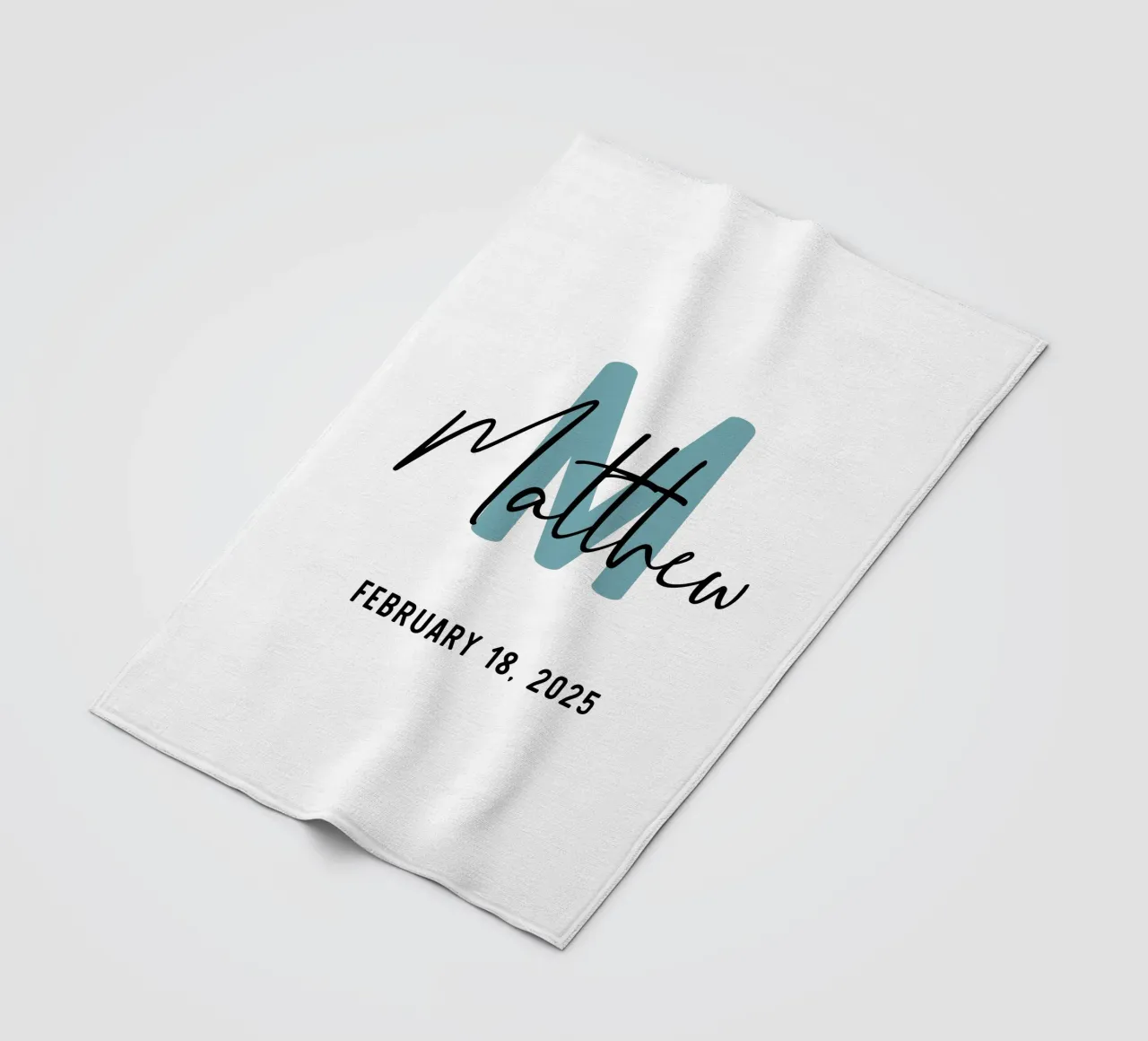 Nome iniziale personalizzato coperta in pile da Shark Printables