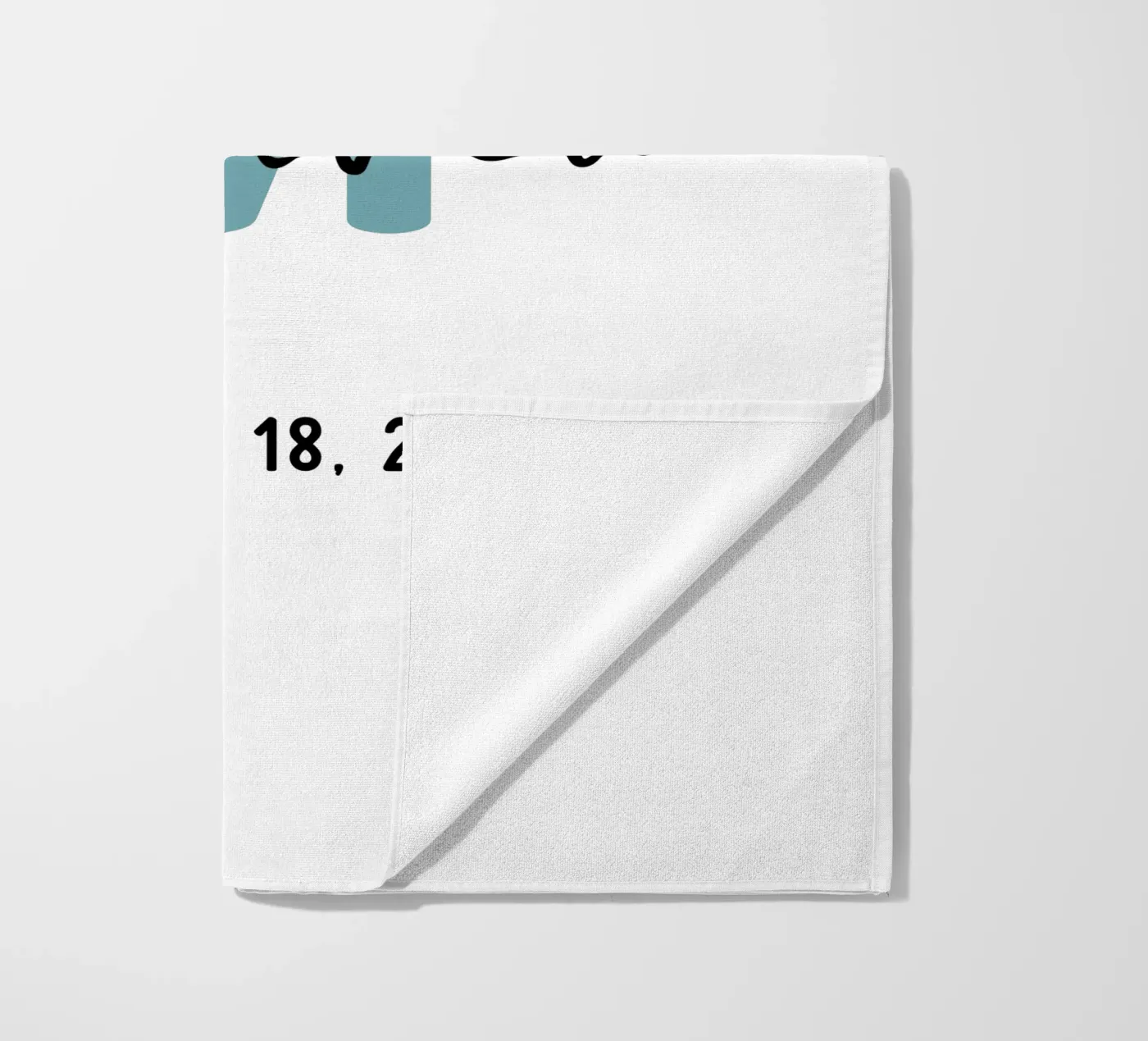 Personalized Custom Initial Name strandhanddoek van Shark Printables