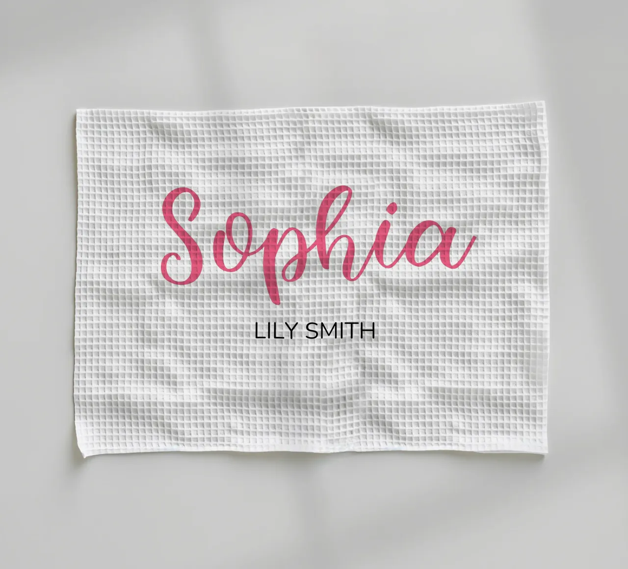 Personalisierte Initialen & vollständiger Name Geschirrtuch von Shark Printables