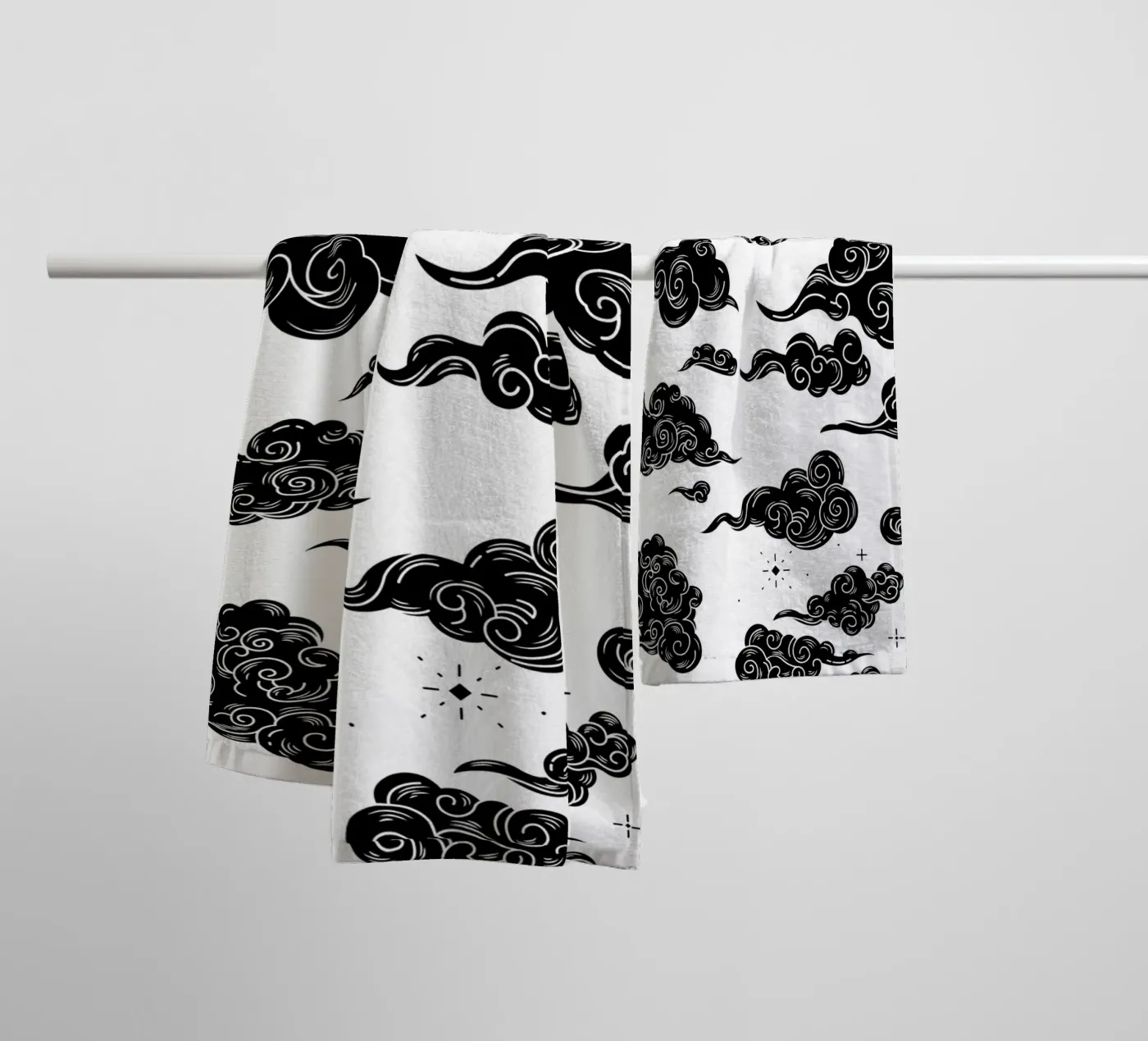 Clouds Handtuch von Dreamer10