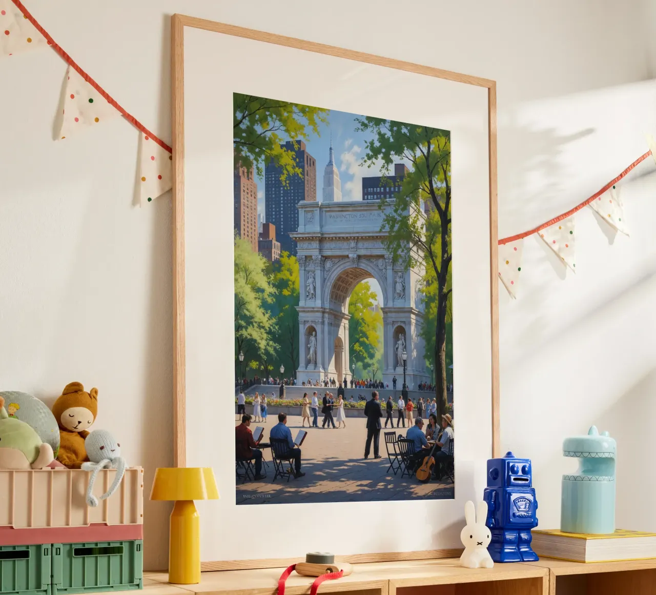 New York's Washington Square Arch in Summer poster con telaio in plastica da AlbertKlee
