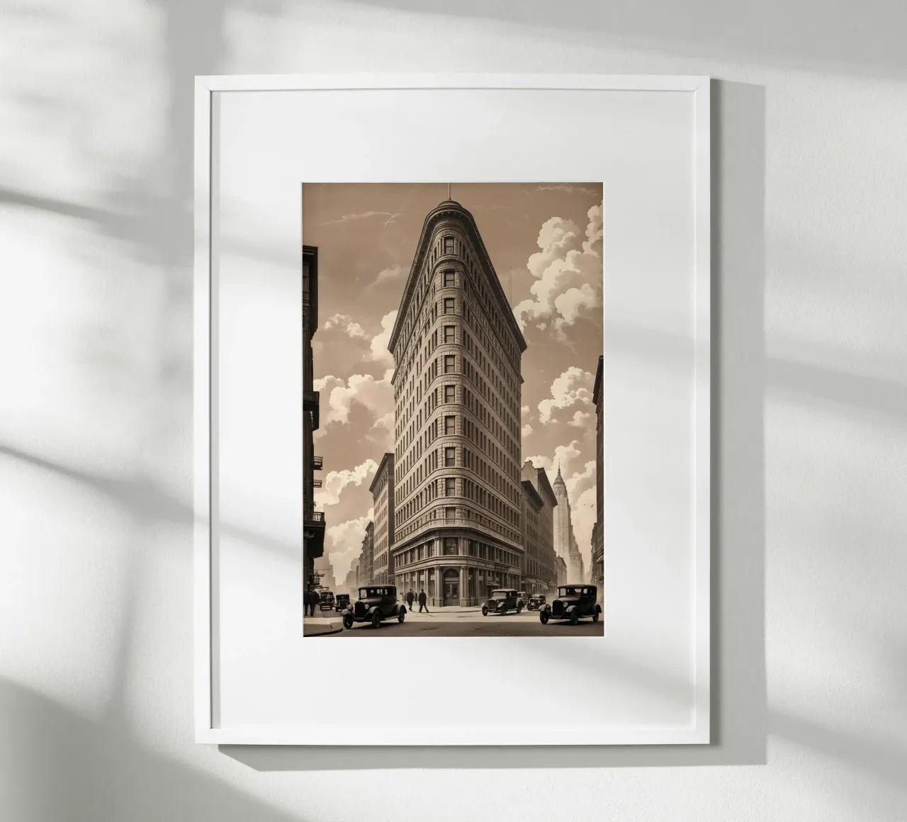 Flatiron Beauty: A Tribute to Classic NYC Poster mit Kunststoffrahmen von AlbertKlee
