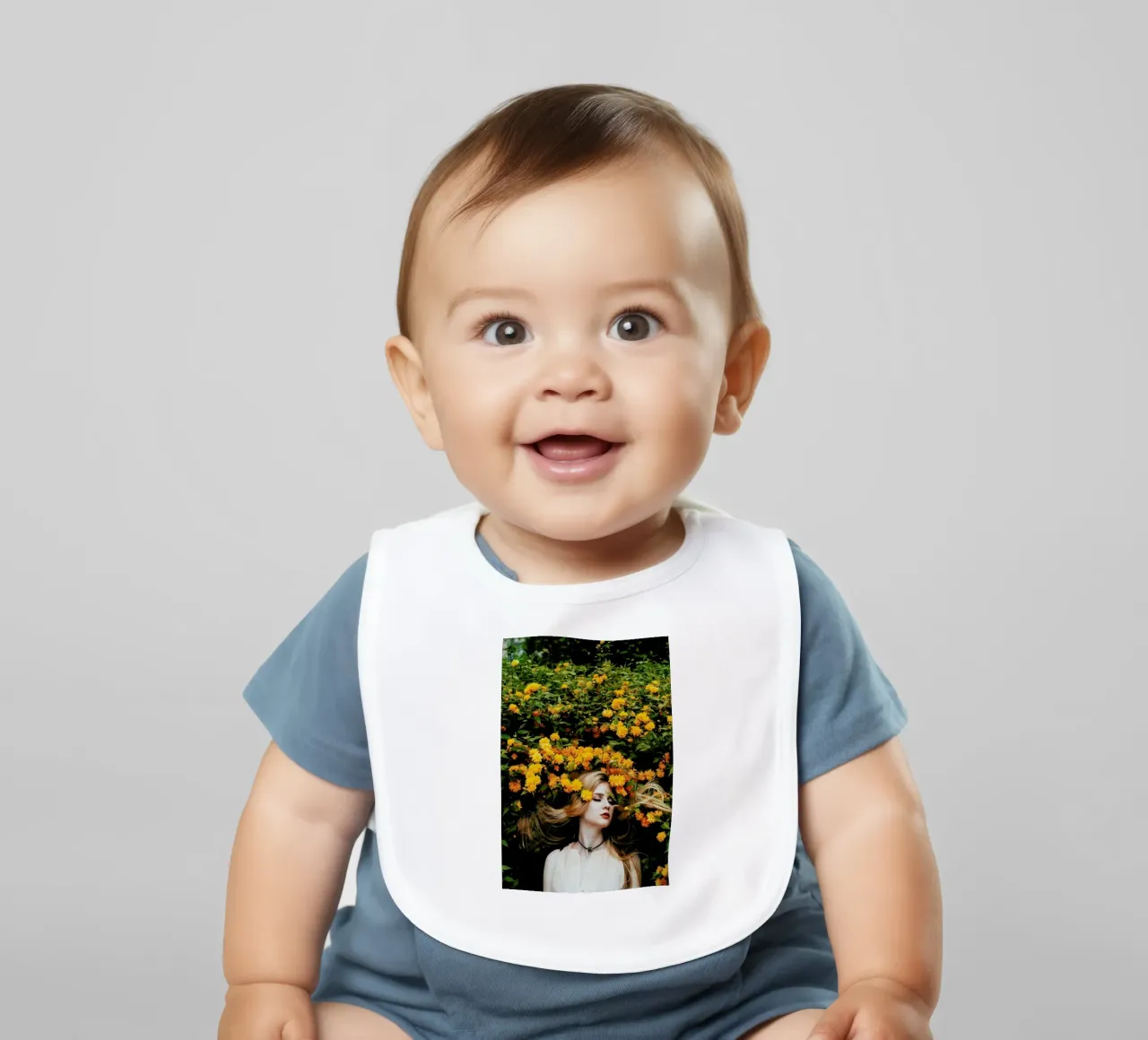 Yellow bavaglino da Jovana Rikalo